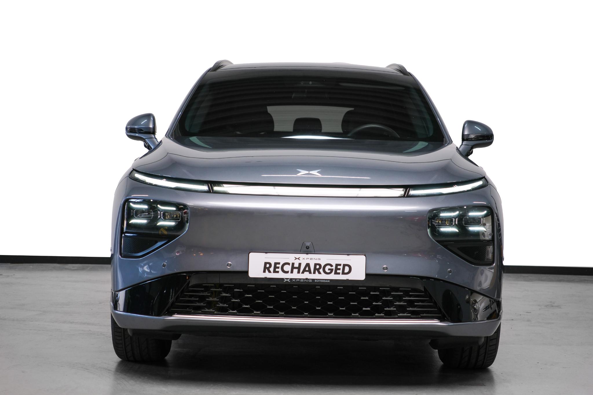 Xpeng G9