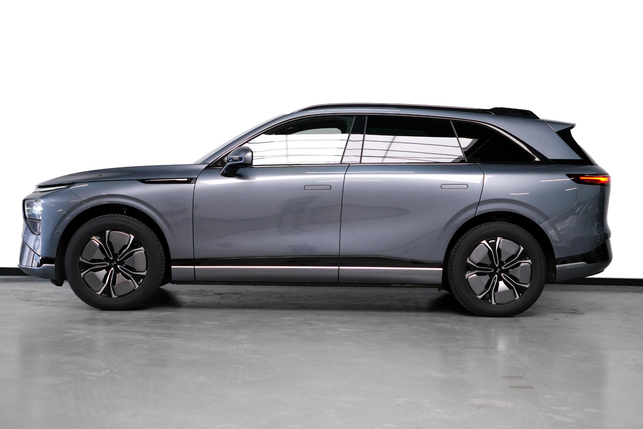 Xpeng G9