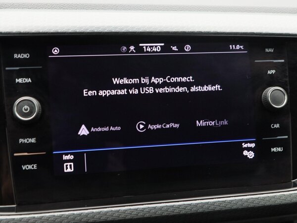 Apple Carplay/Android Auto