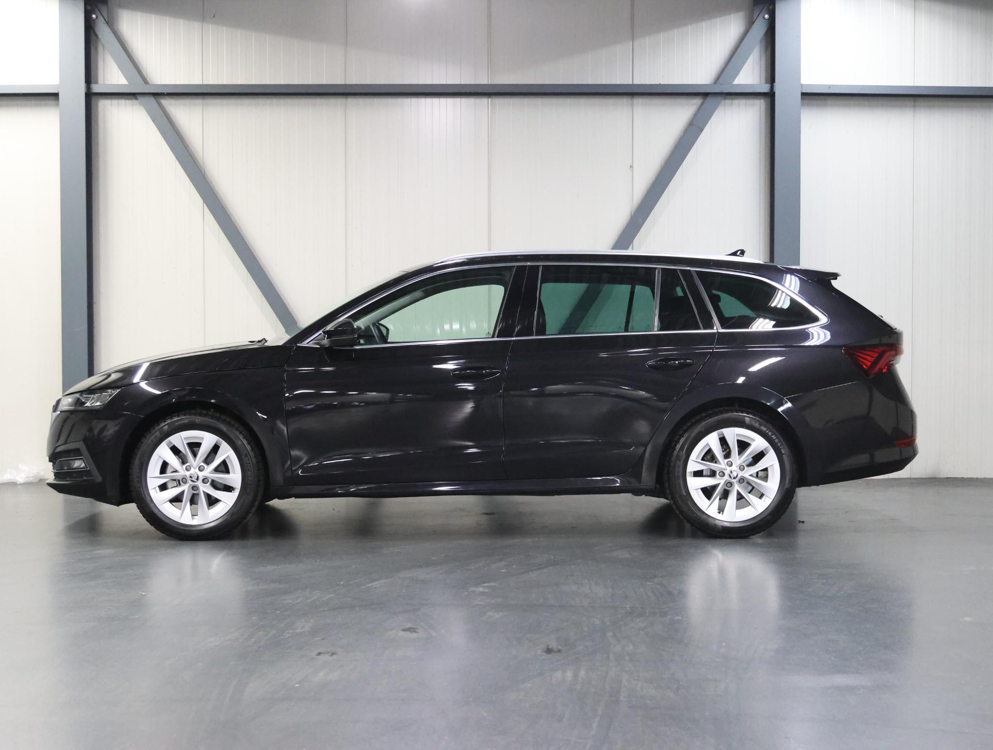 Škoda Octavia Combi 110PK Edition Plus - Afbeelding 2