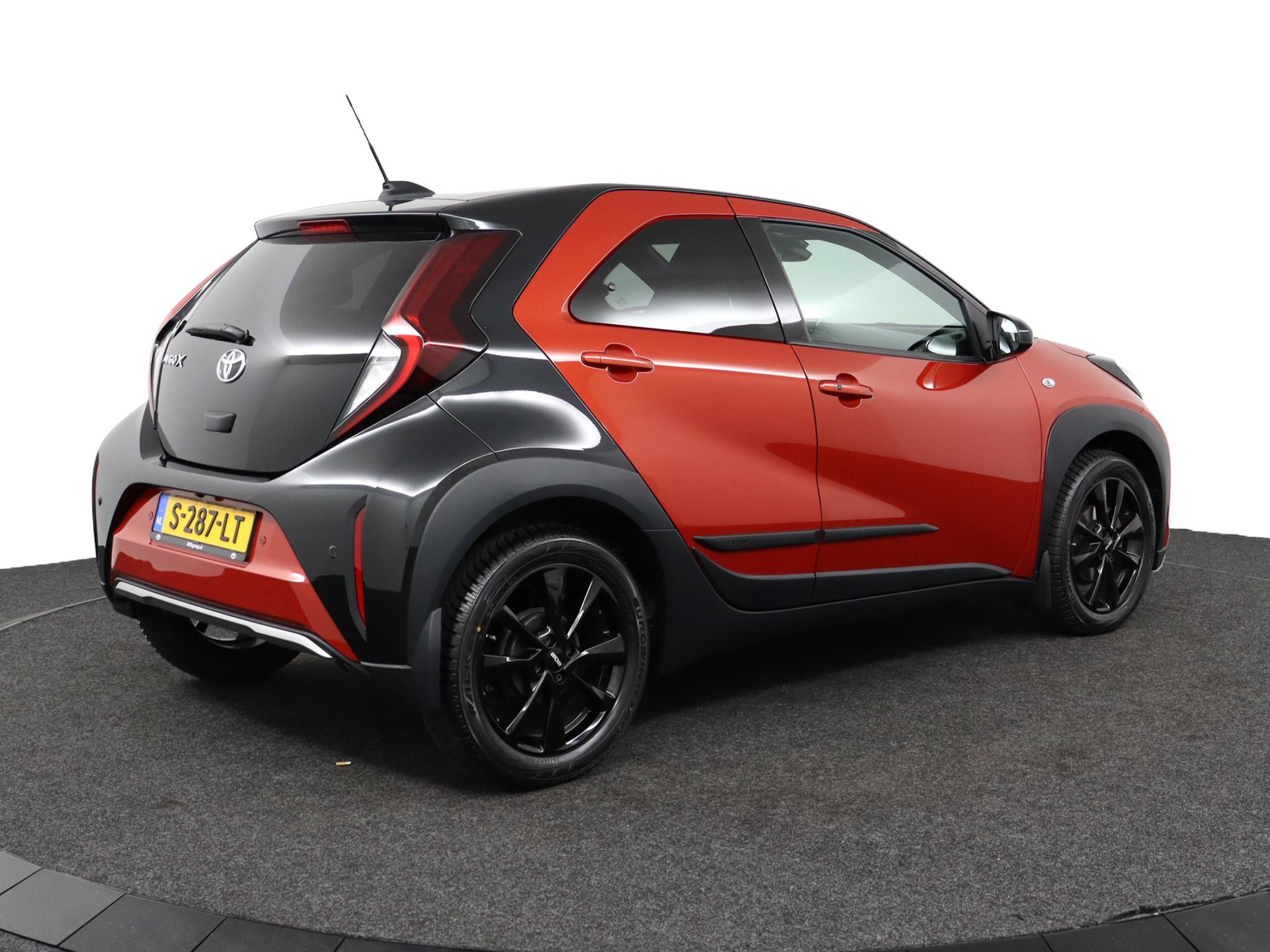 Toyota Aygo X 1.0 VVT-i S-CVT Envy - Afbeelding 2