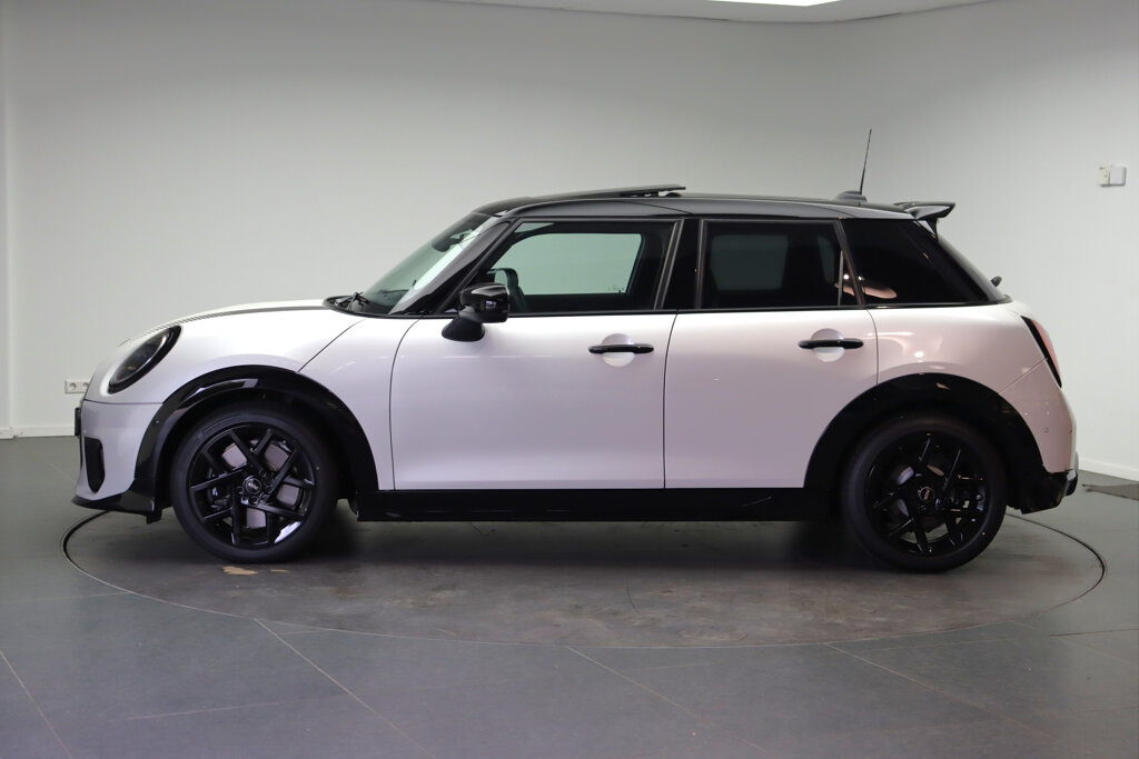 MINI 5-Deurs 2