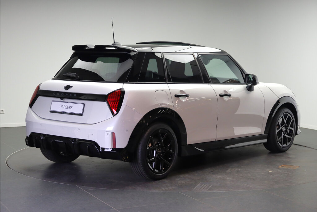 MINI 5-Deurs 3
