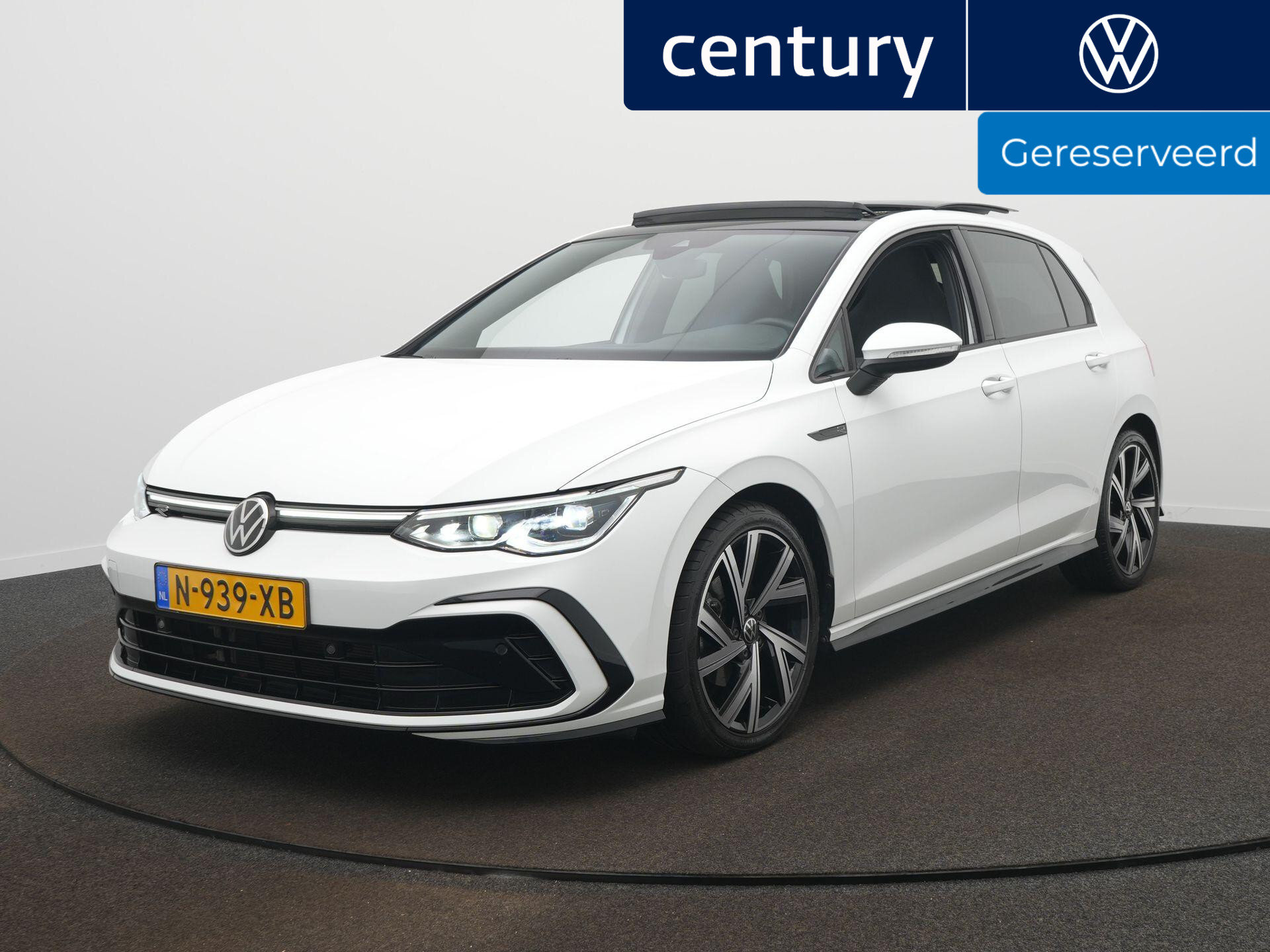 Volkswagen Golf 1.5 eTSI R-Line