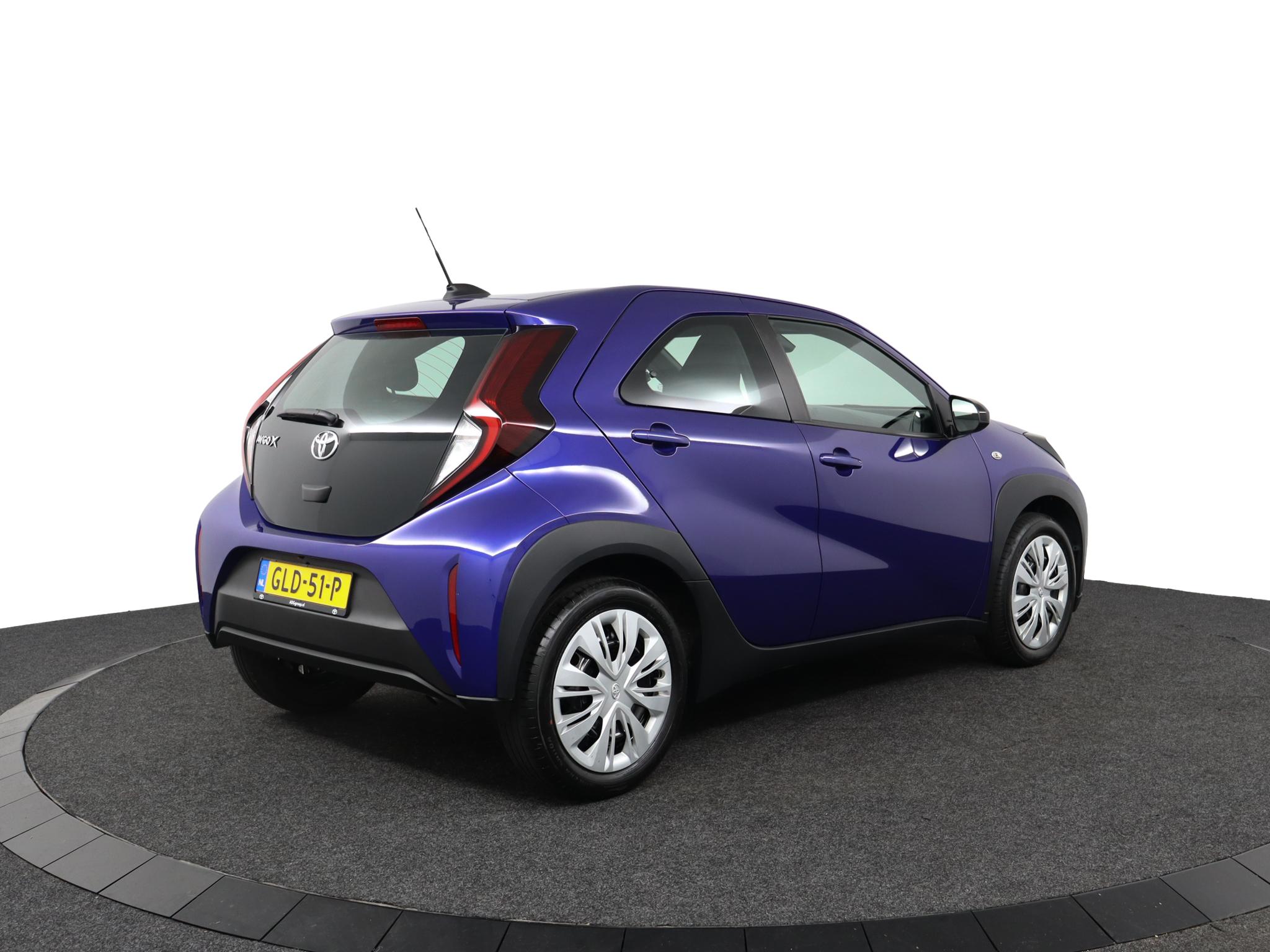 Toyota Aygo X 1.0 VVT-i S-CVT Play - Afbeelding 2