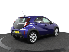 Toyota Aygo X 1.0 VVT-i S-CVT Play - Afbeelding 2
