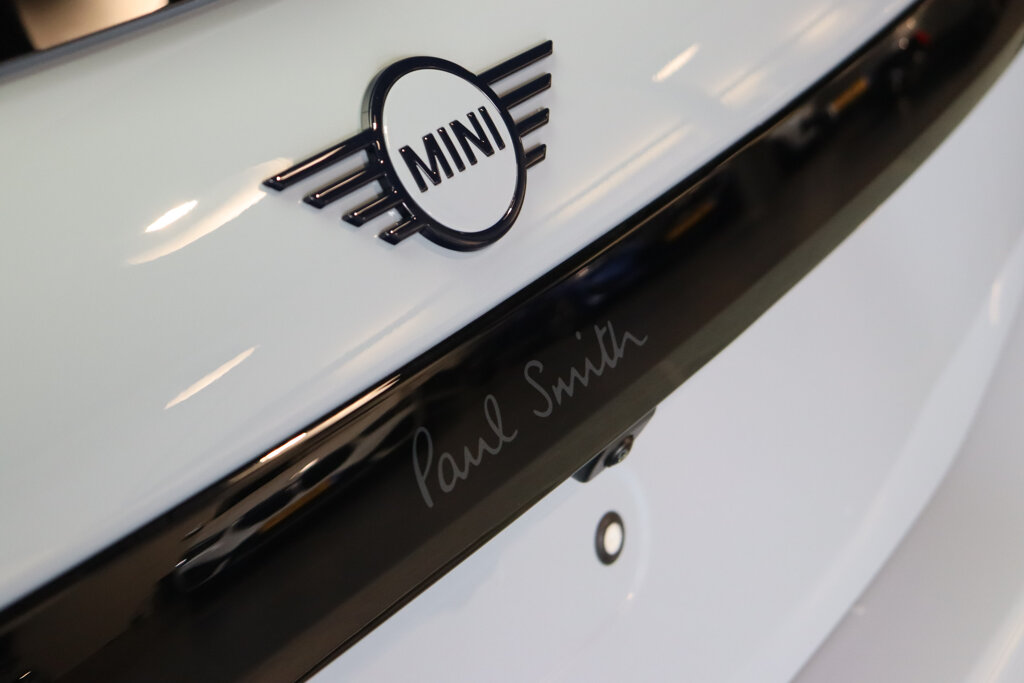 MINI Electric 18