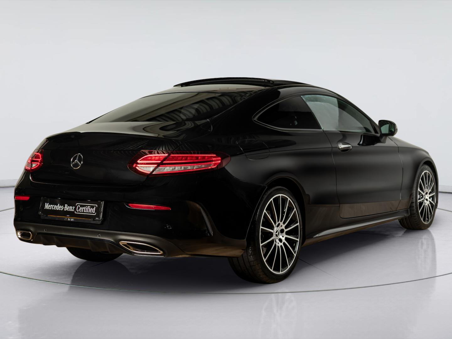 Mercedes-Benz C-Klasse Coupé 180 AMG Line - Afbeelding 2