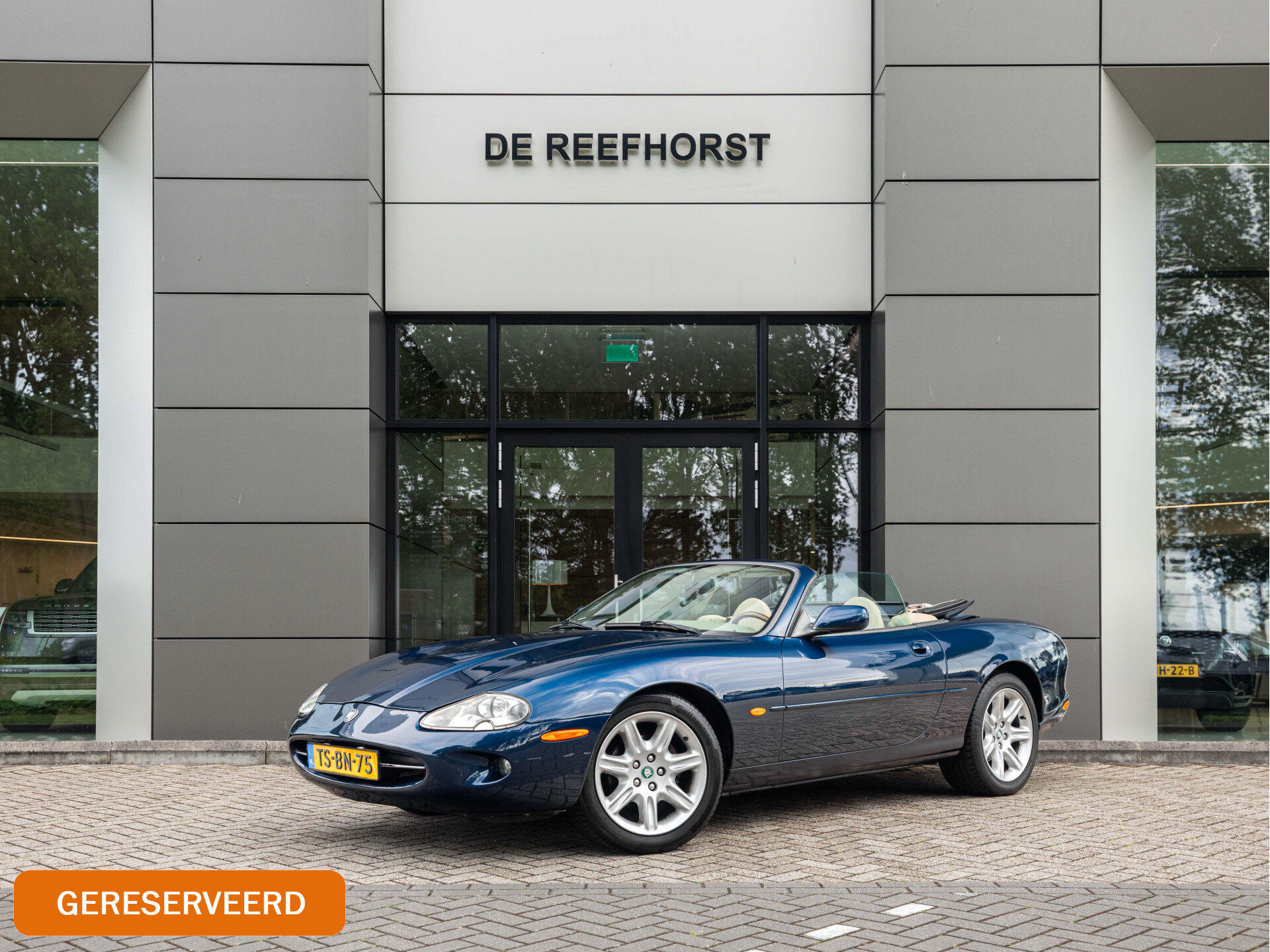 Jaguar XK XK8 4.0 V8 Convertible