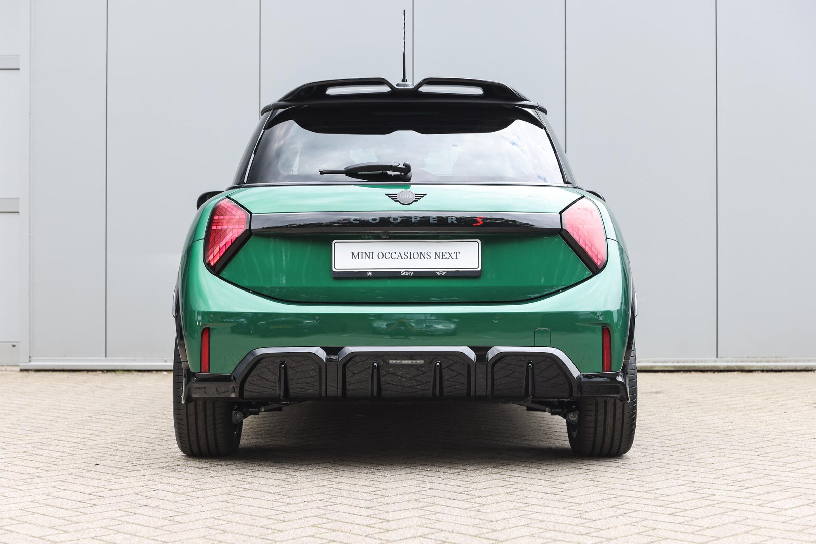 MINI 3-Deurs 6
