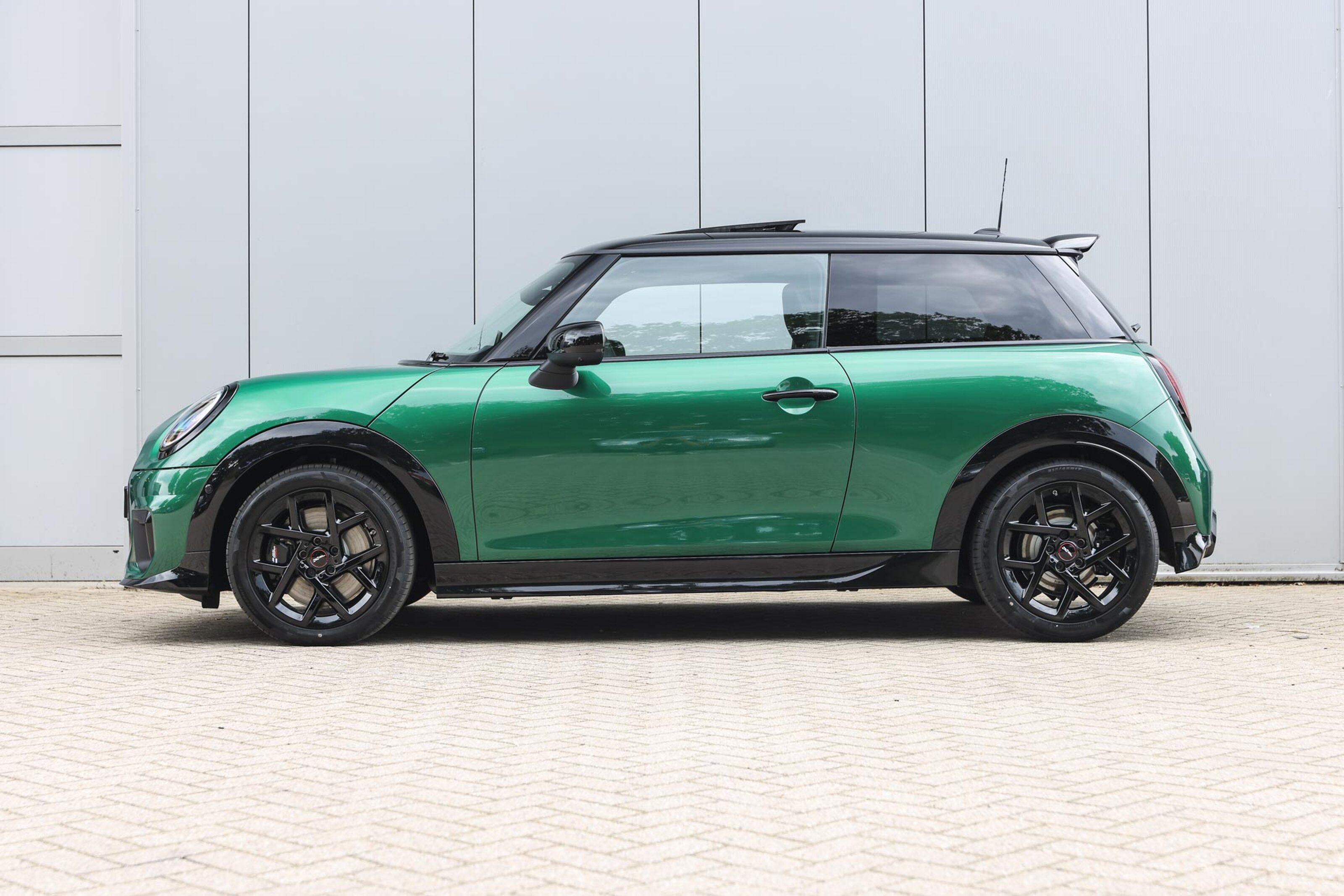 MINI 3-Deurs 7