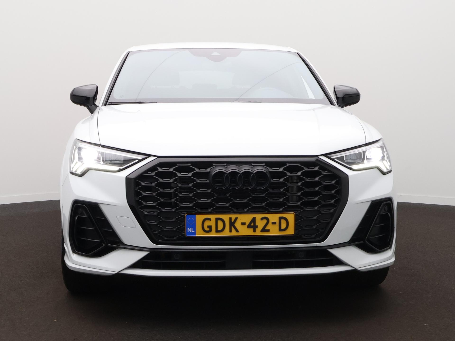Audi Q3 Sportback 45 TFSI e S Edition - Afbeelding 2