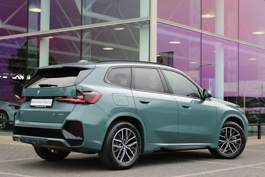 BMW X1 11