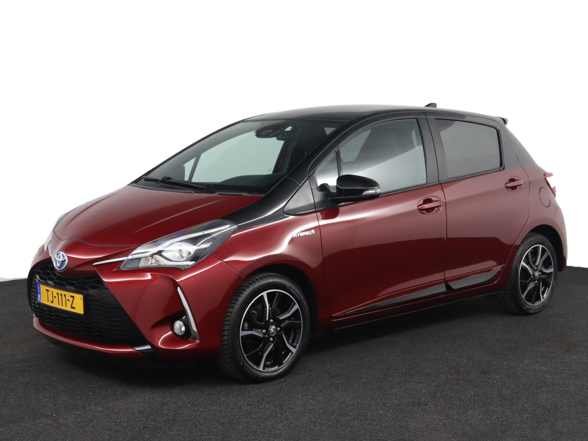 Toyota Yaris 1.5 Hybrid Bi-Tone