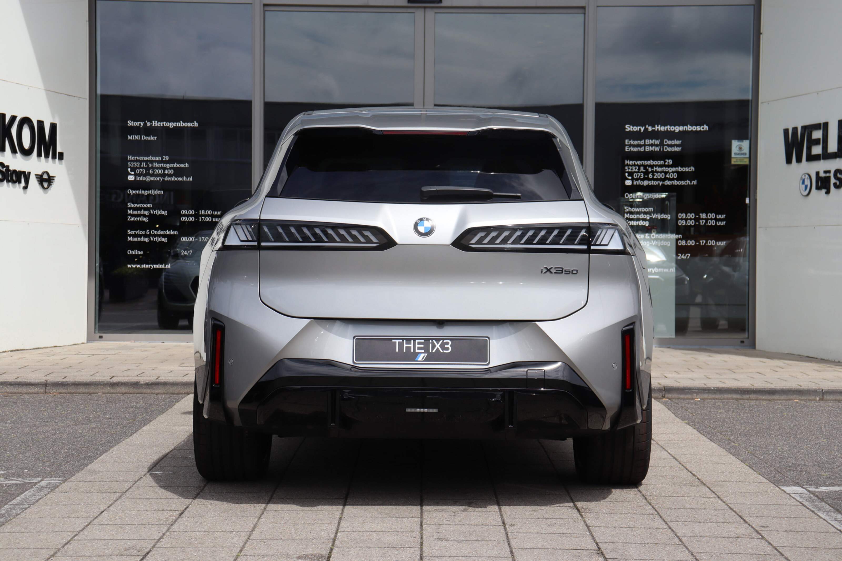BMW iX3 6