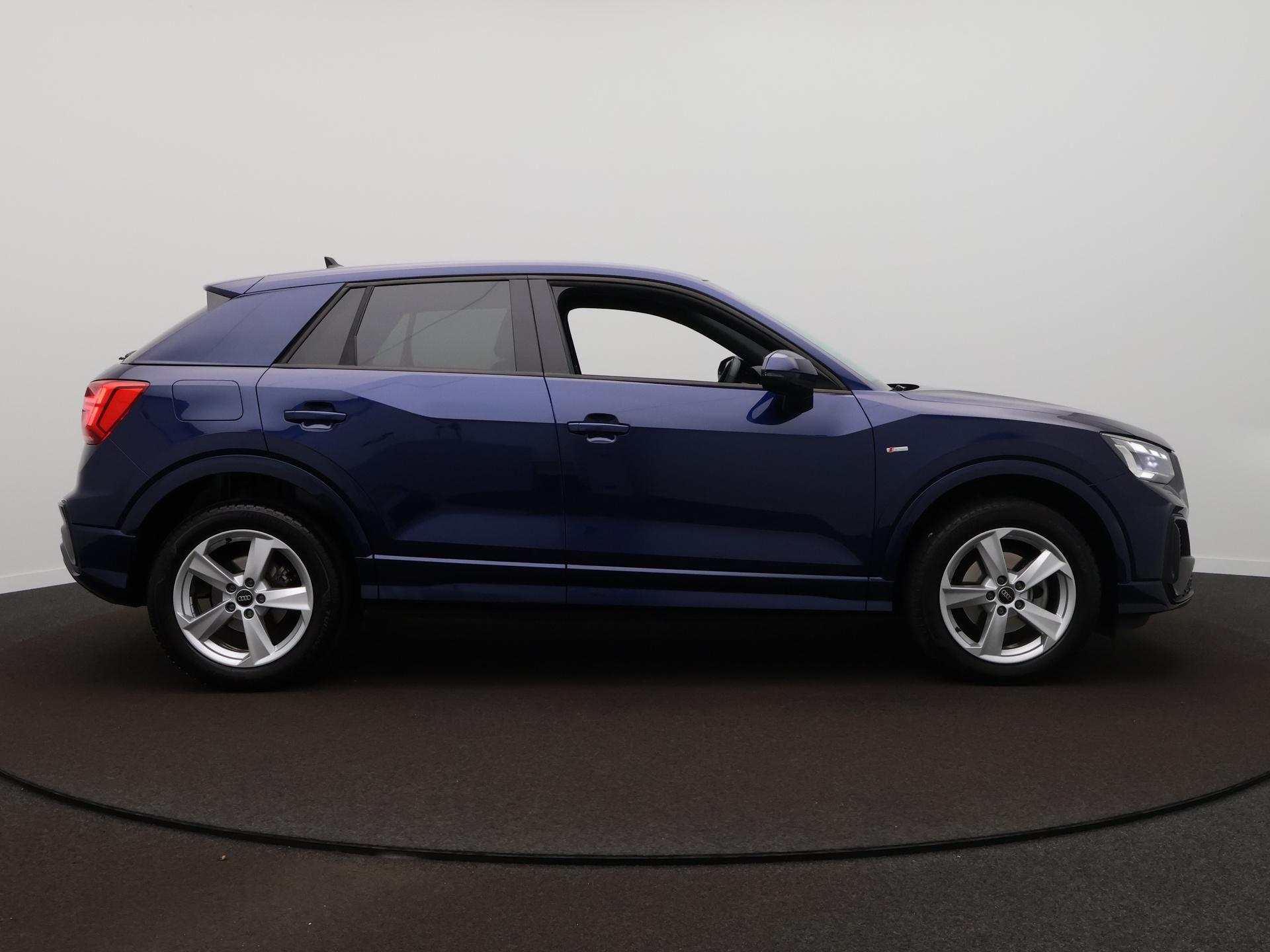 Audi Q2 35 TFSI S Edition - Afbeelding 4