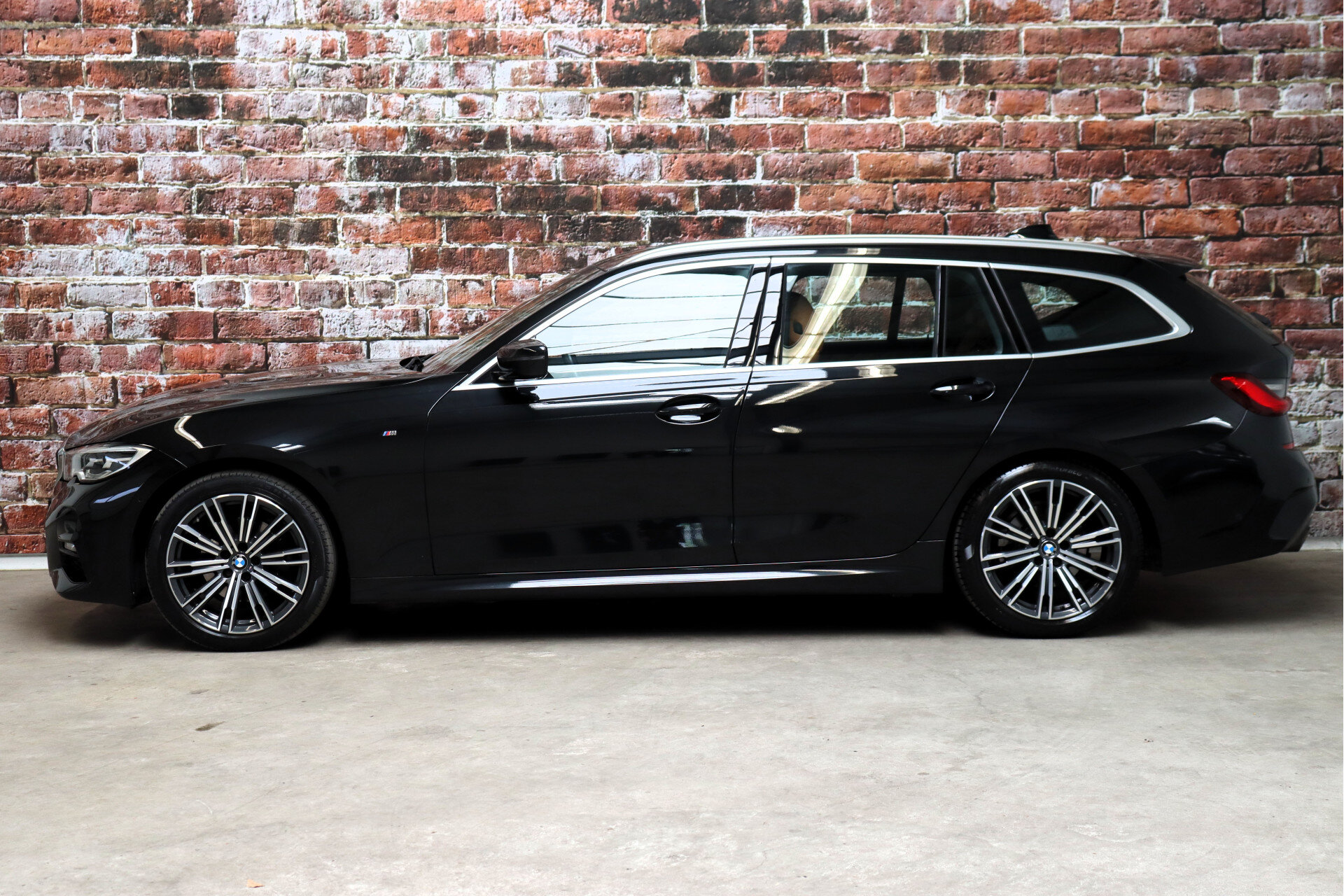 BMW 3 Serie Touring 320i High Executive M Sport Pakket Automaat - Afbeelding 3