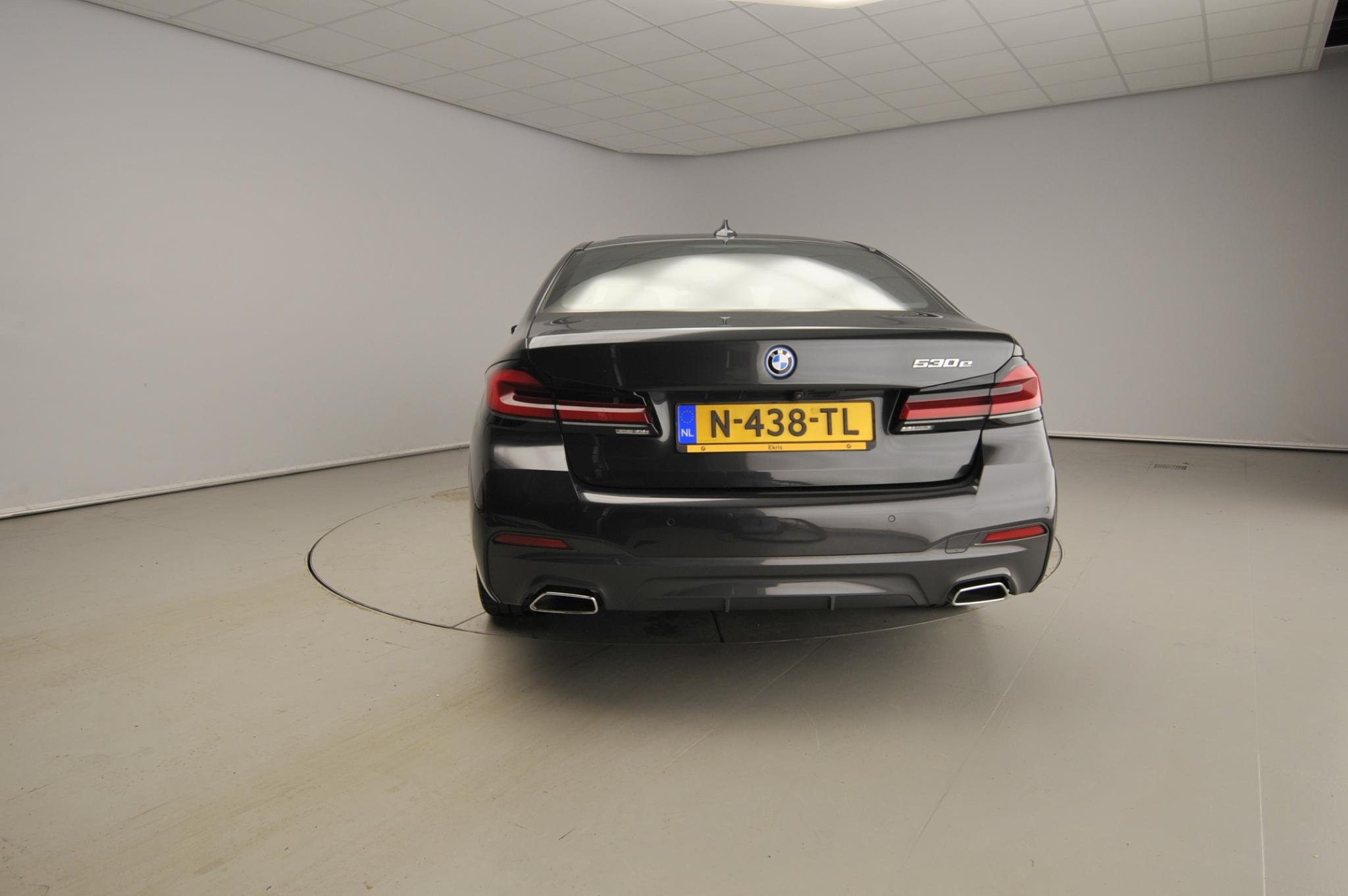 BMW 5 Serie Sedan 530e - Afbeelding 3