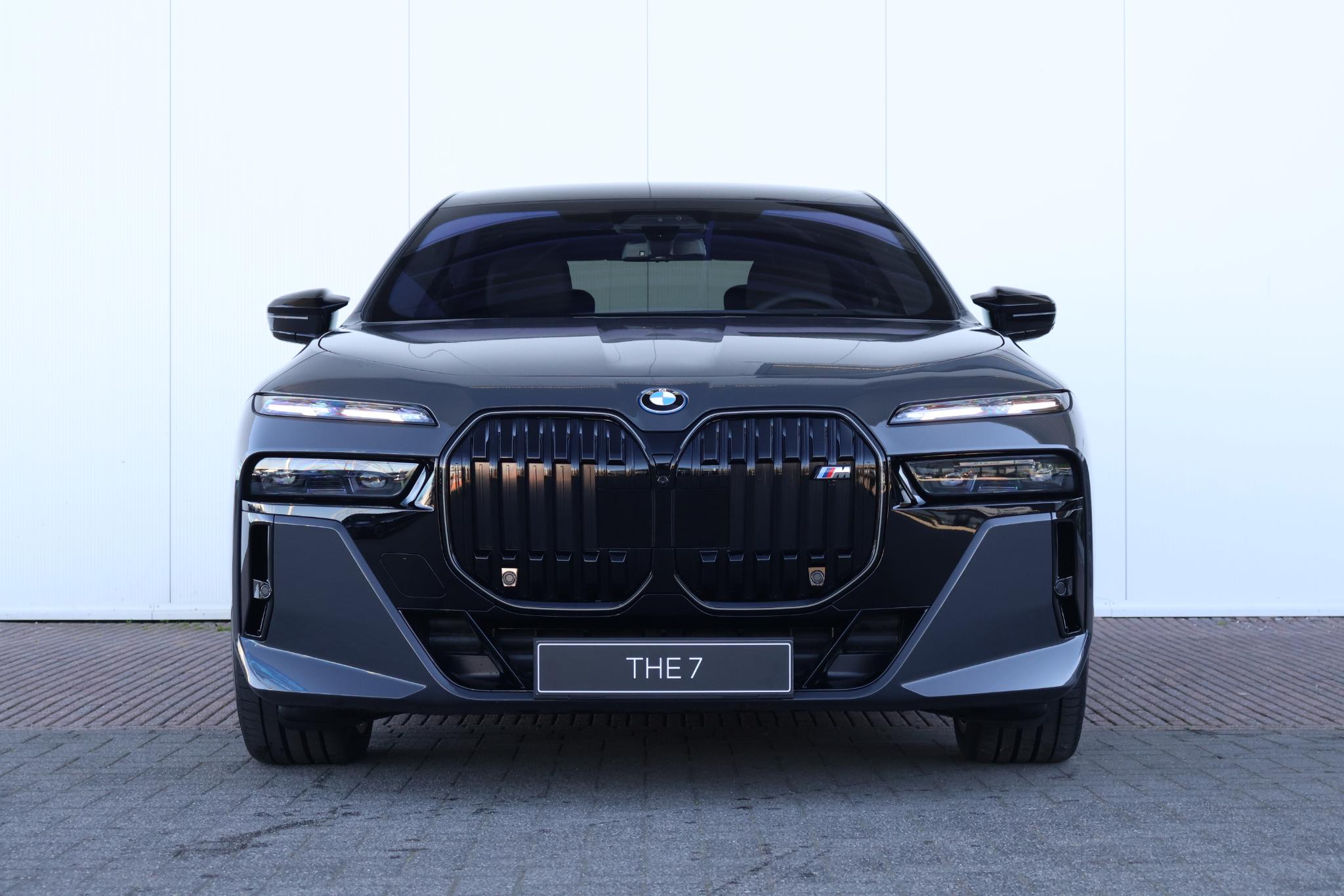 BMW 7 serie M760e xDrive - Afbeelding 2