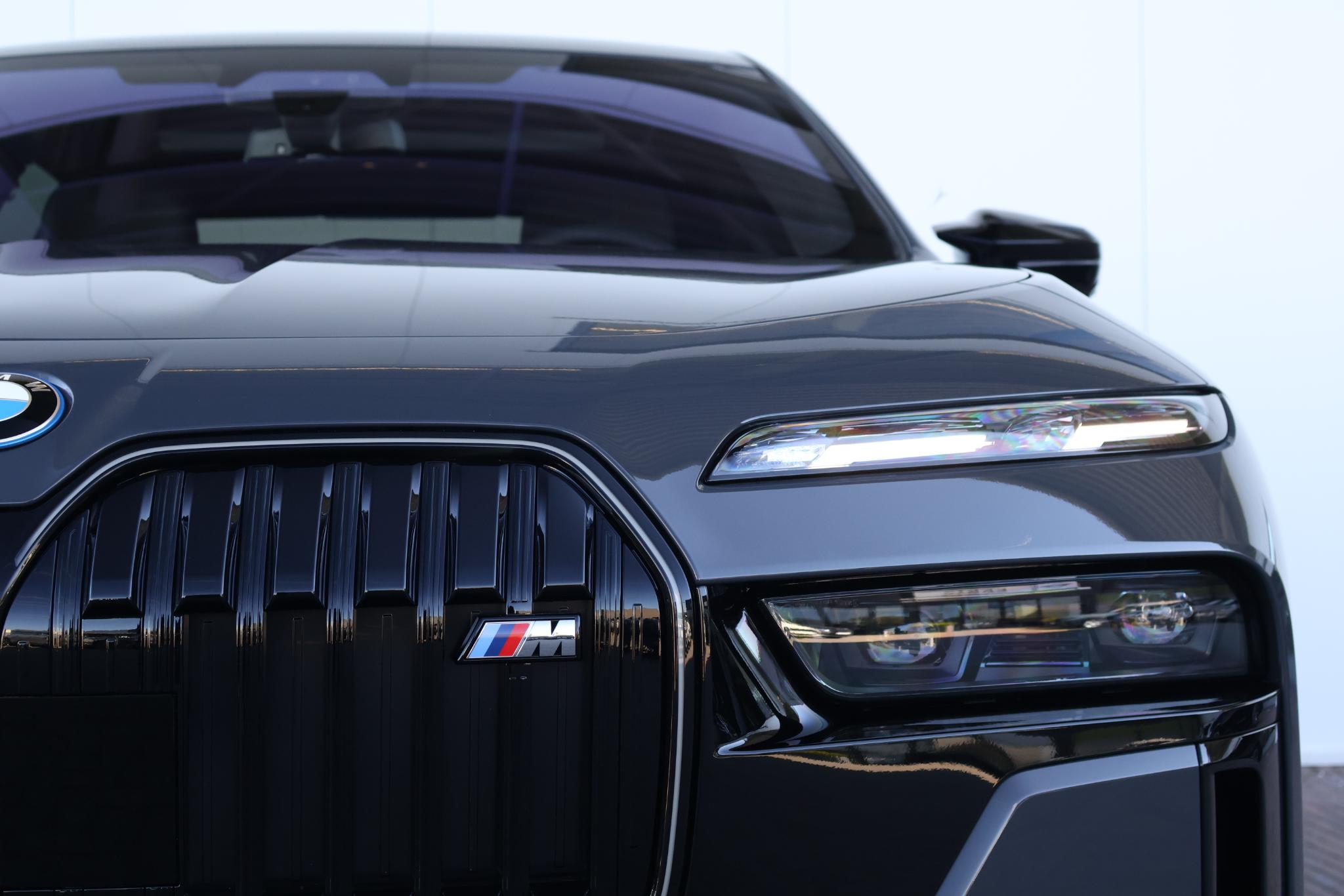 BMW 7 serie M760e xDrive - Afbeelding 3