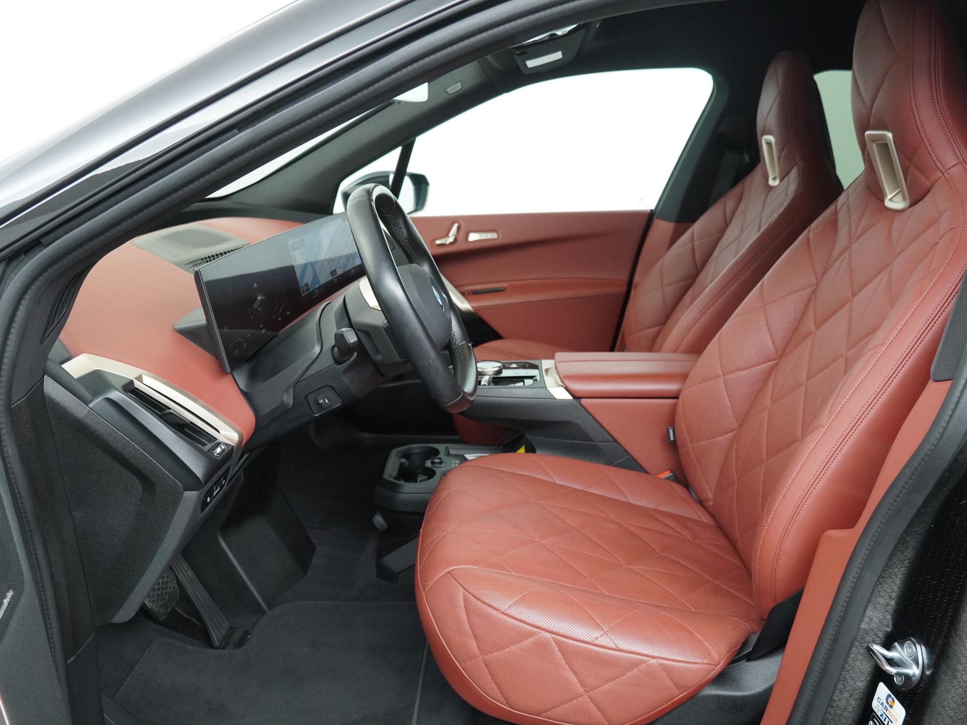 BMW iX xDrive40 High Executive 77 kWh - Afbeelding 4