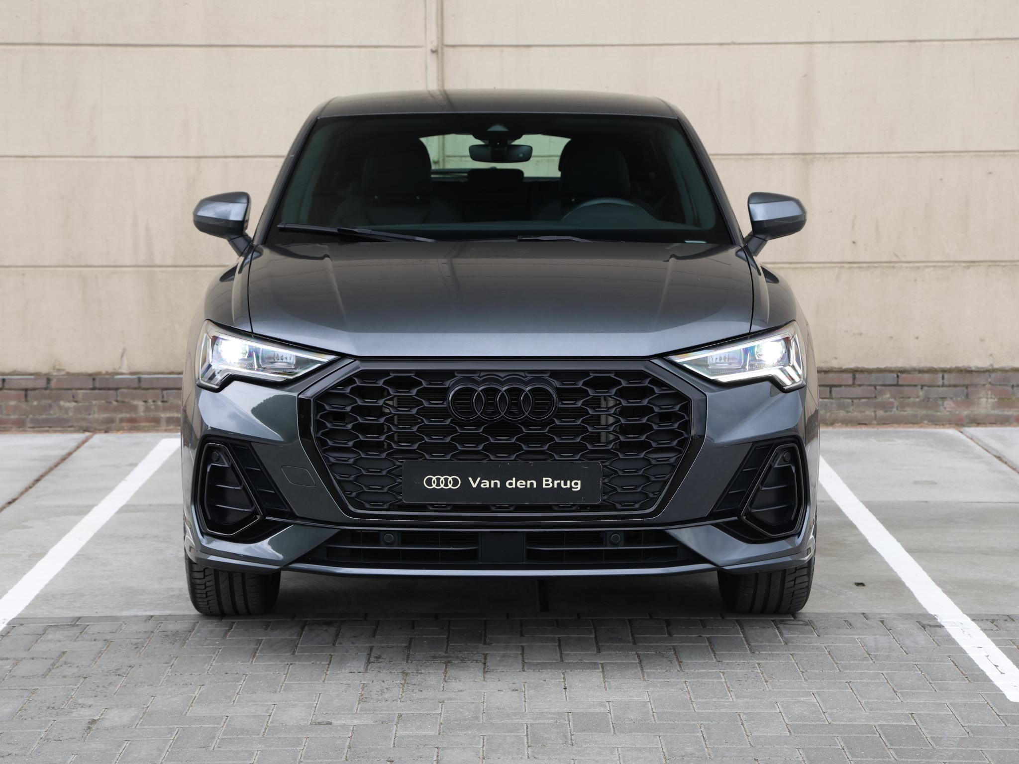 Audi Q3 Sportback 45 TFSI e S Edition - Afbeelding 4