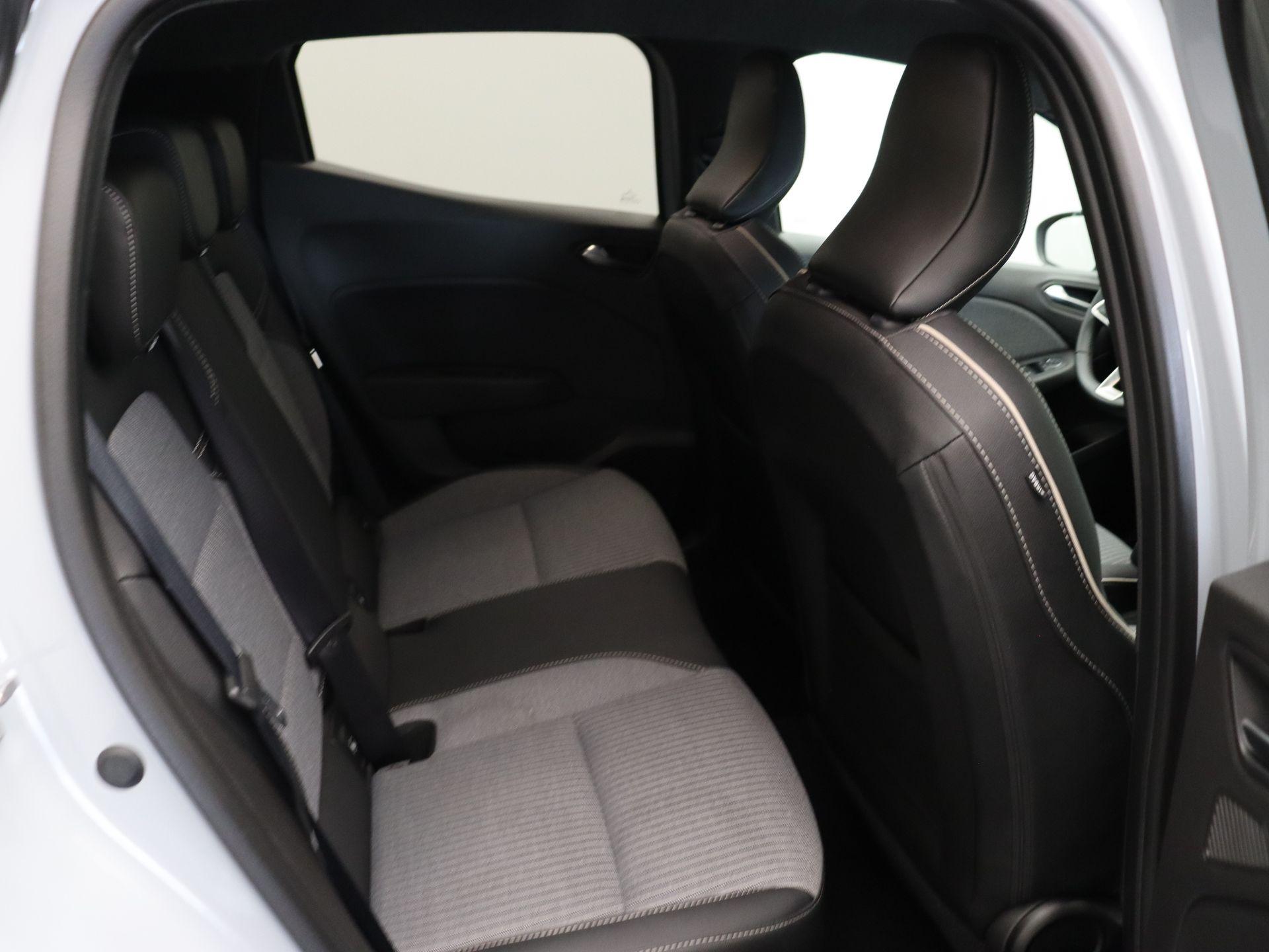 Renault Clio E-Tech Full Hybrid 145pk techno - Afbeelding 9