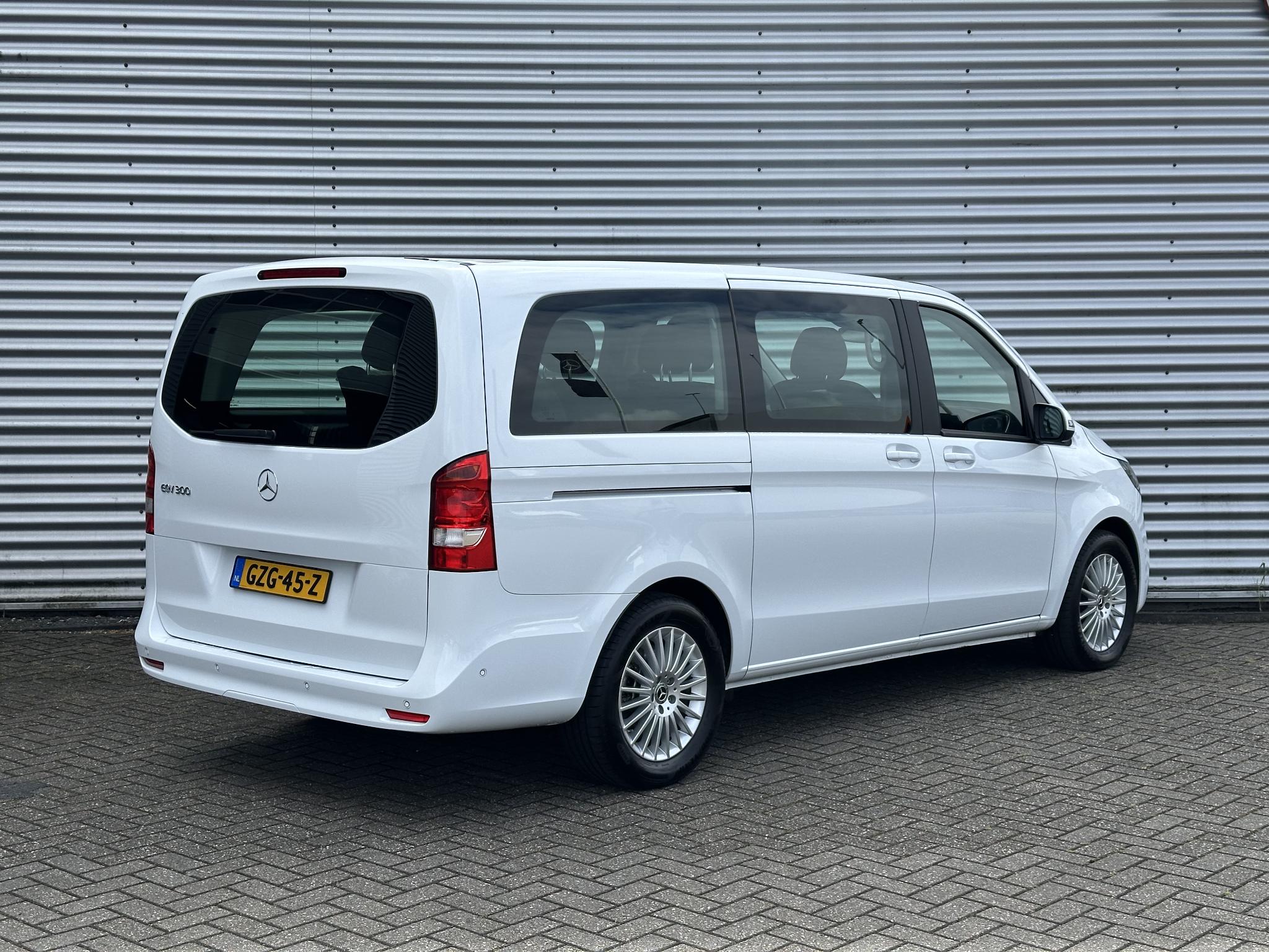 Mercedes-Benz EQV 300 90 kWh 6/7/8-Persoons Facelift Model L2 - Afbeelding 3