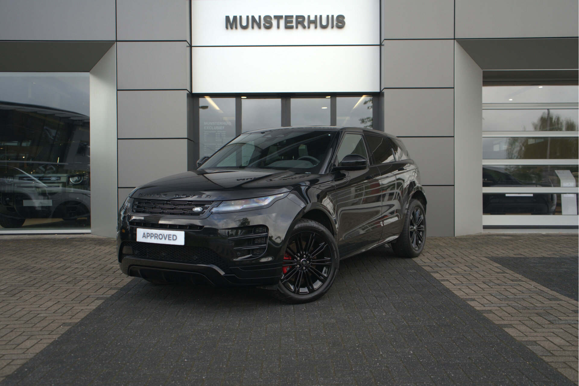 Land Rover Range Rover Evoque P300e PHEV AWD Dynamic SE