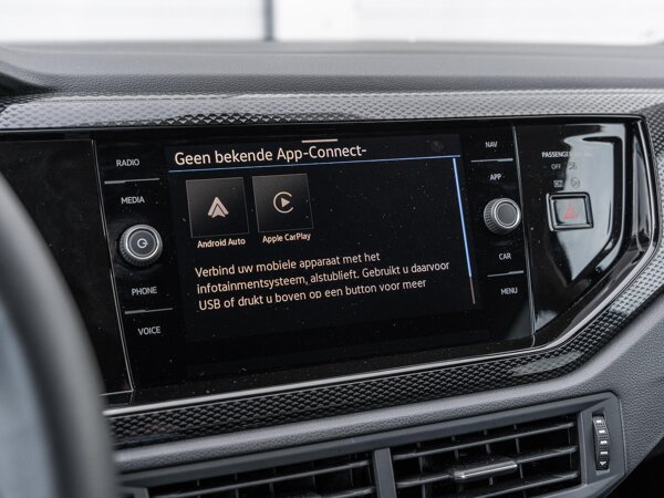 Apple Carplay/Android Auto