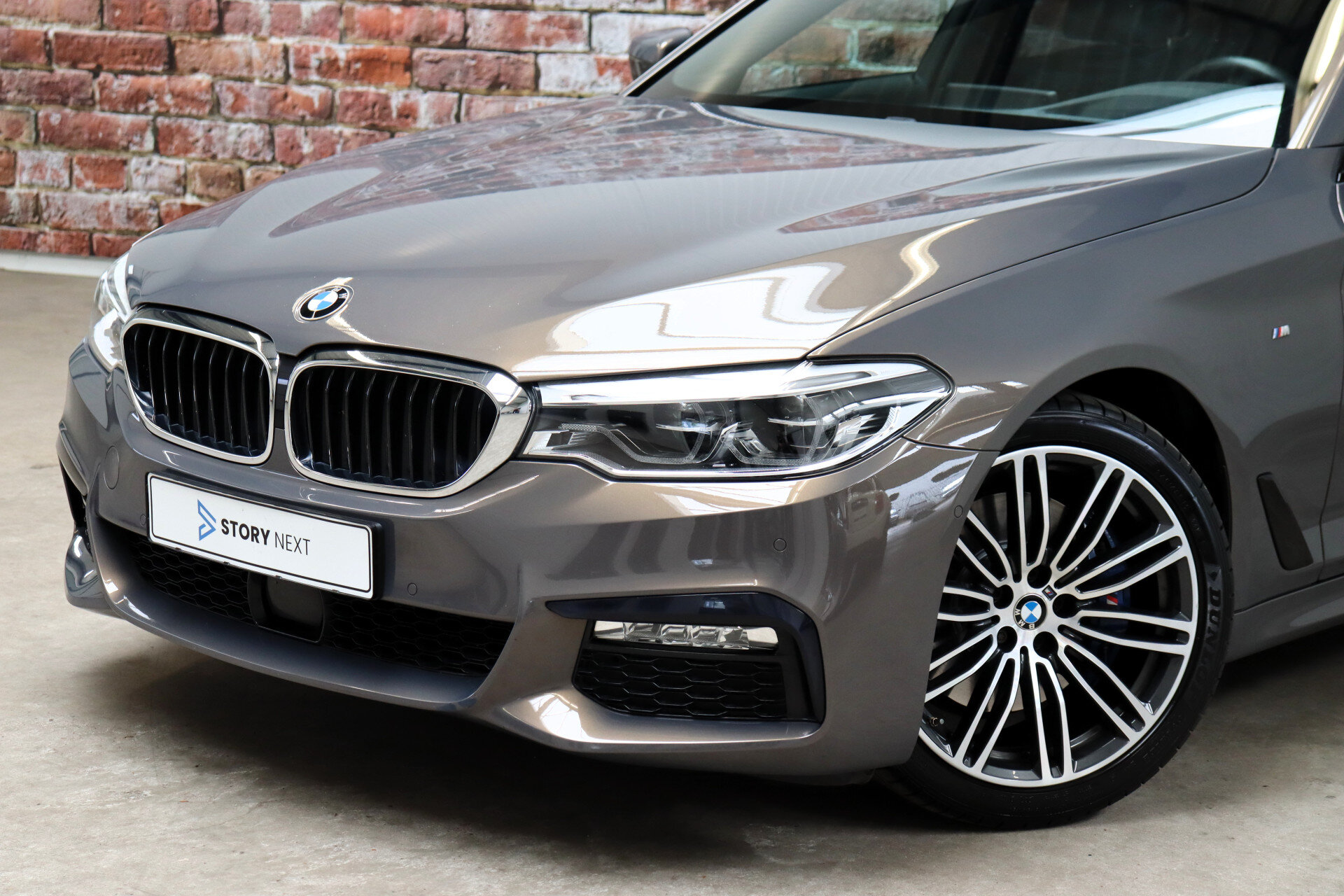 BMW 5 Serie Touring 530i xDrive High Executive M Sport Pakket Automaat - Afbeelding 2