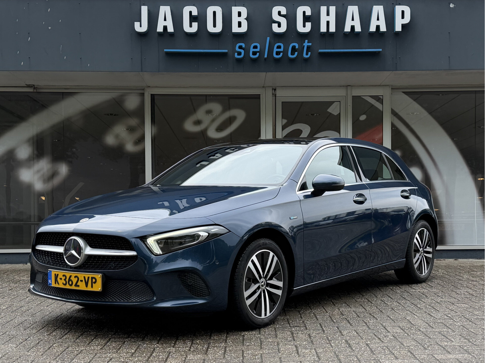 Mercedes-Benz A-Klasse 250 e Business Solution Luxury