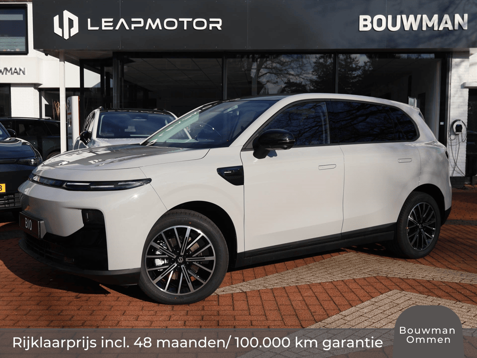 Leapmotor B10 Hybrid EV 18,8 kWh 218PK Automaat Design NIEUW, Rijklaarprijs | Stoelventilatie | Stoelverwarming | Panoramadak | Navigatie - Afbeelding 1