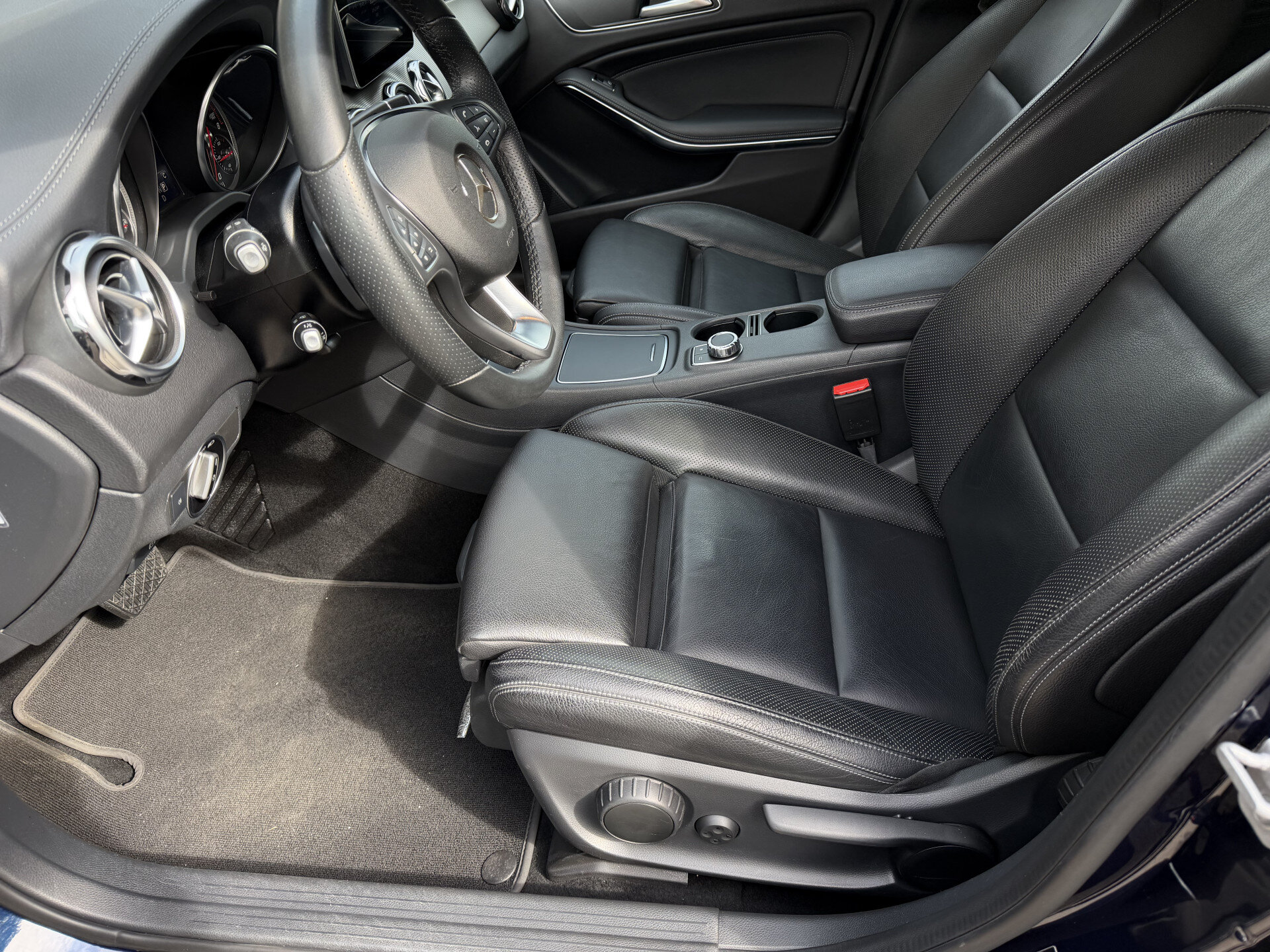 Mercedes-Benz GLA 250 Premium Plus - Afbeelding 3