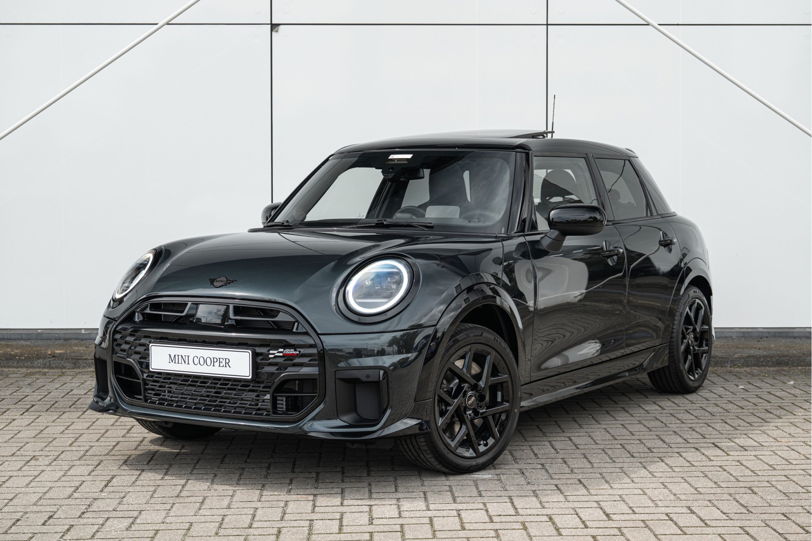 MINI 5-Deurs Hatchback Cooper C Automaat