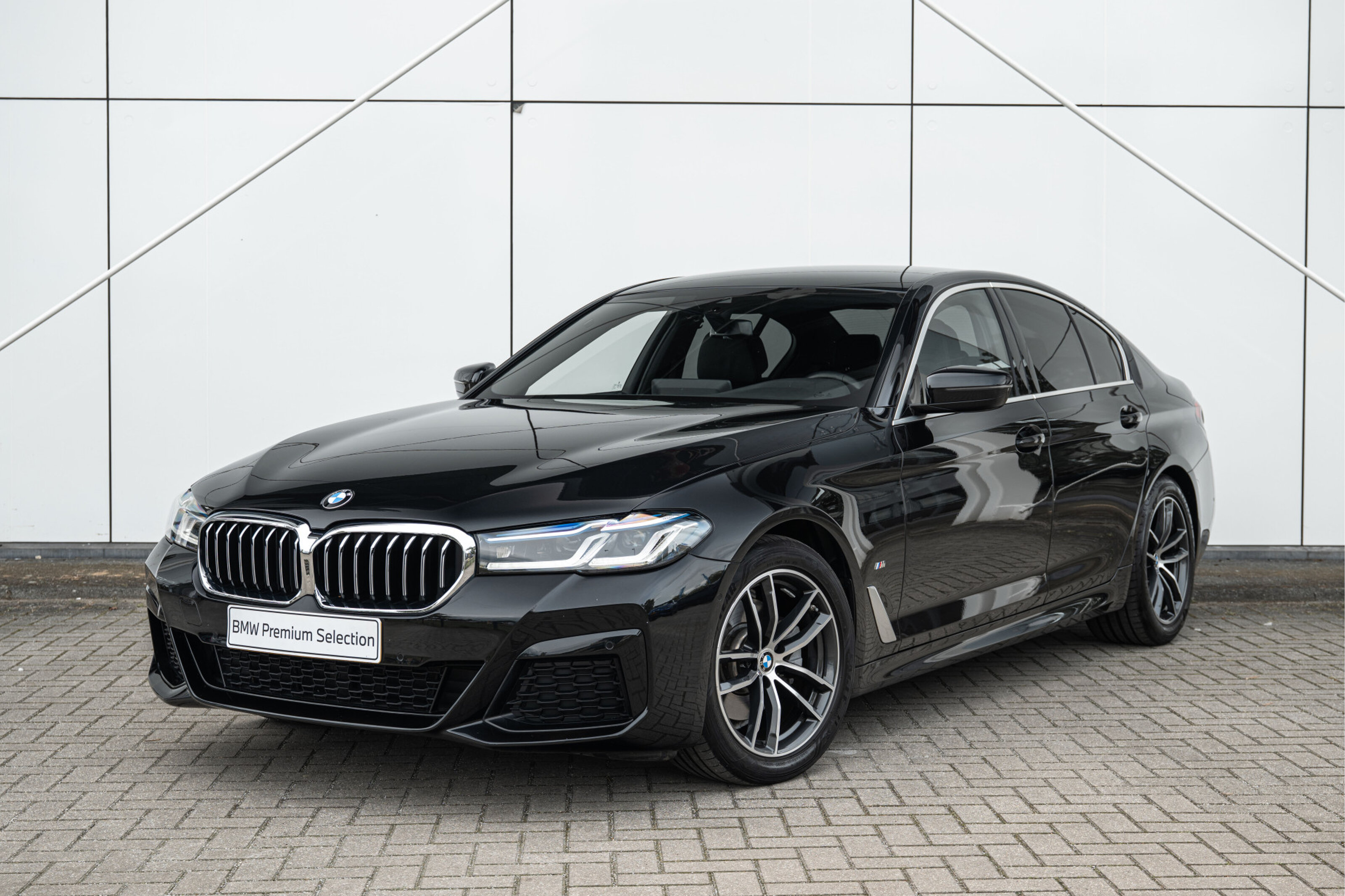 BMW 5 Serie 520i High Executive M Sport Automaat