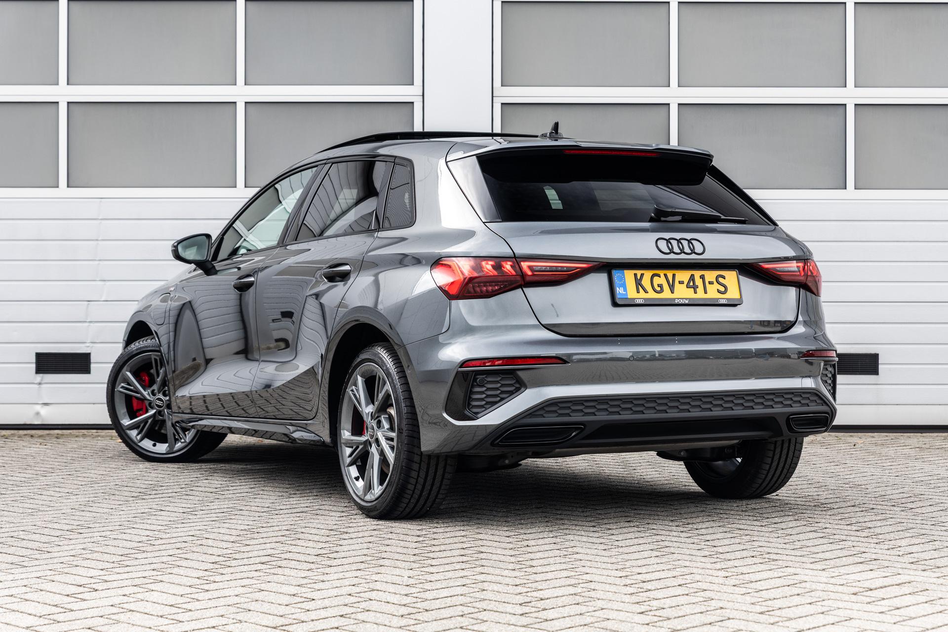 Audi A3 Sportback 45 TFSIe 245pk S edition Competition - Afbeelding 2