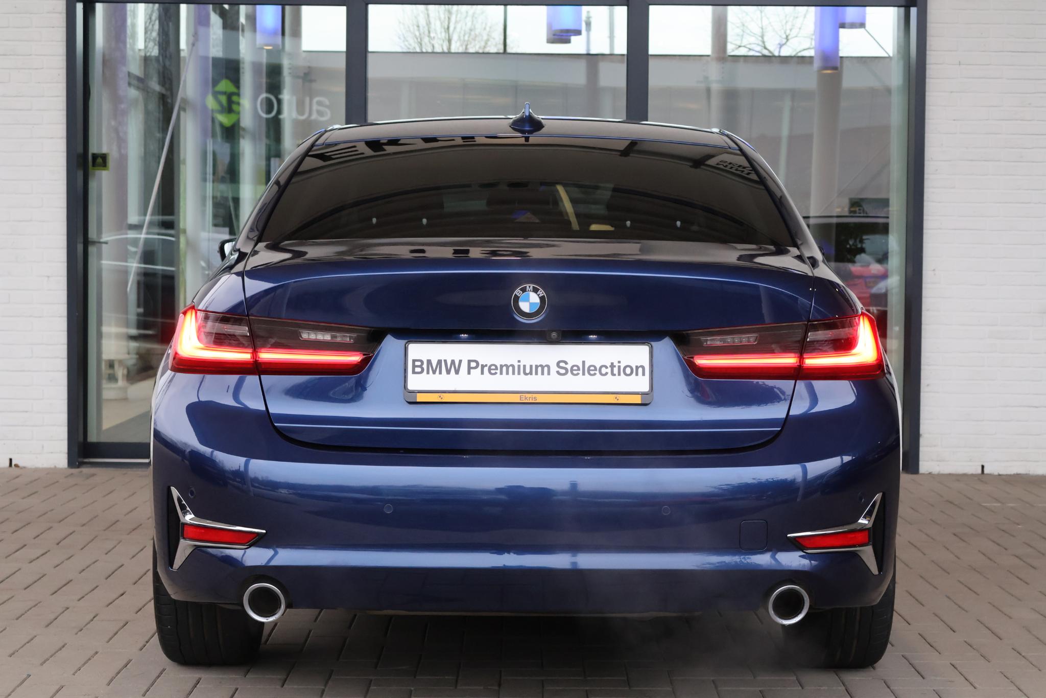 BMW 3-serie 320i High Executive - Afbeelding 4