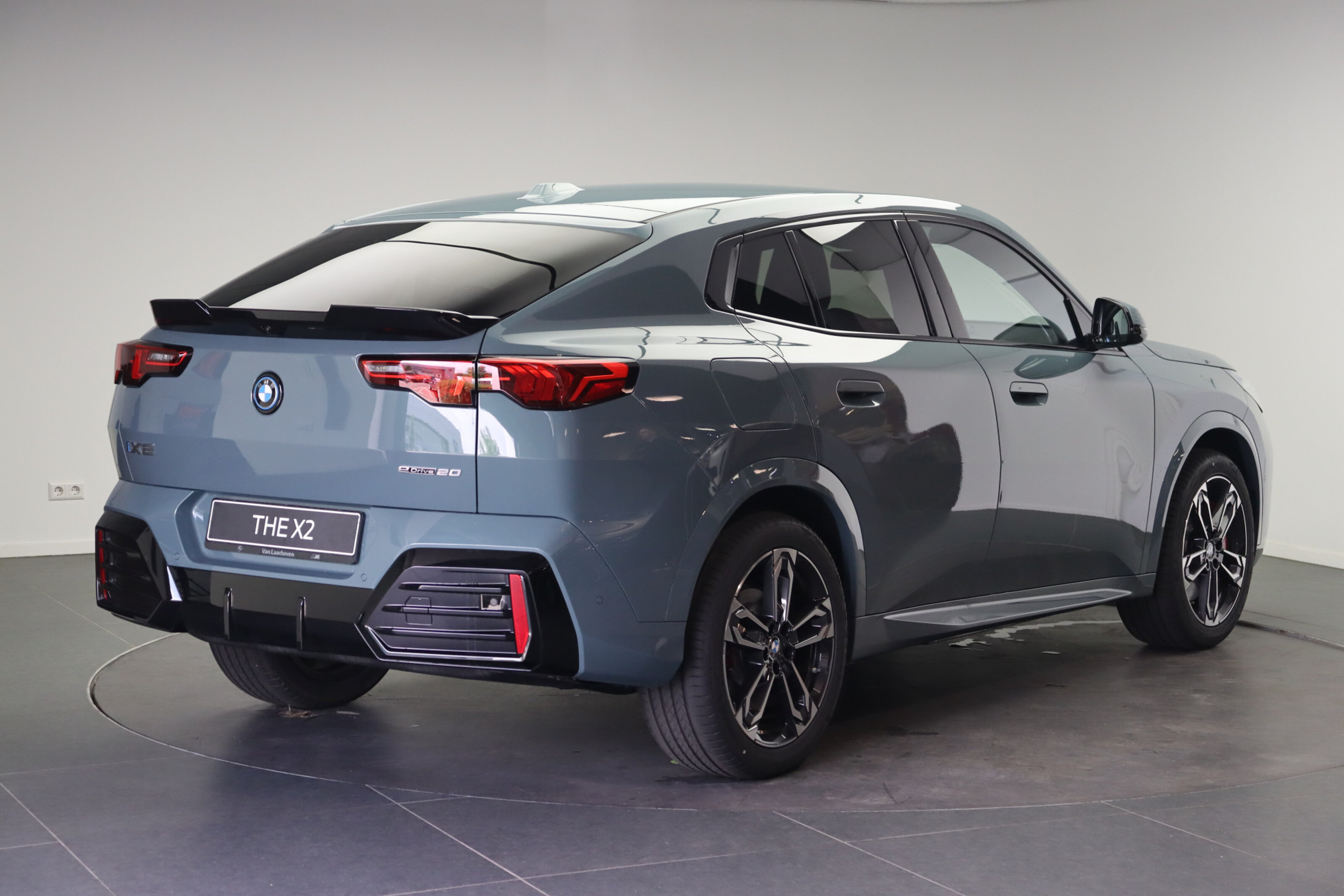 BMW iX2 eDrive20 M Sport