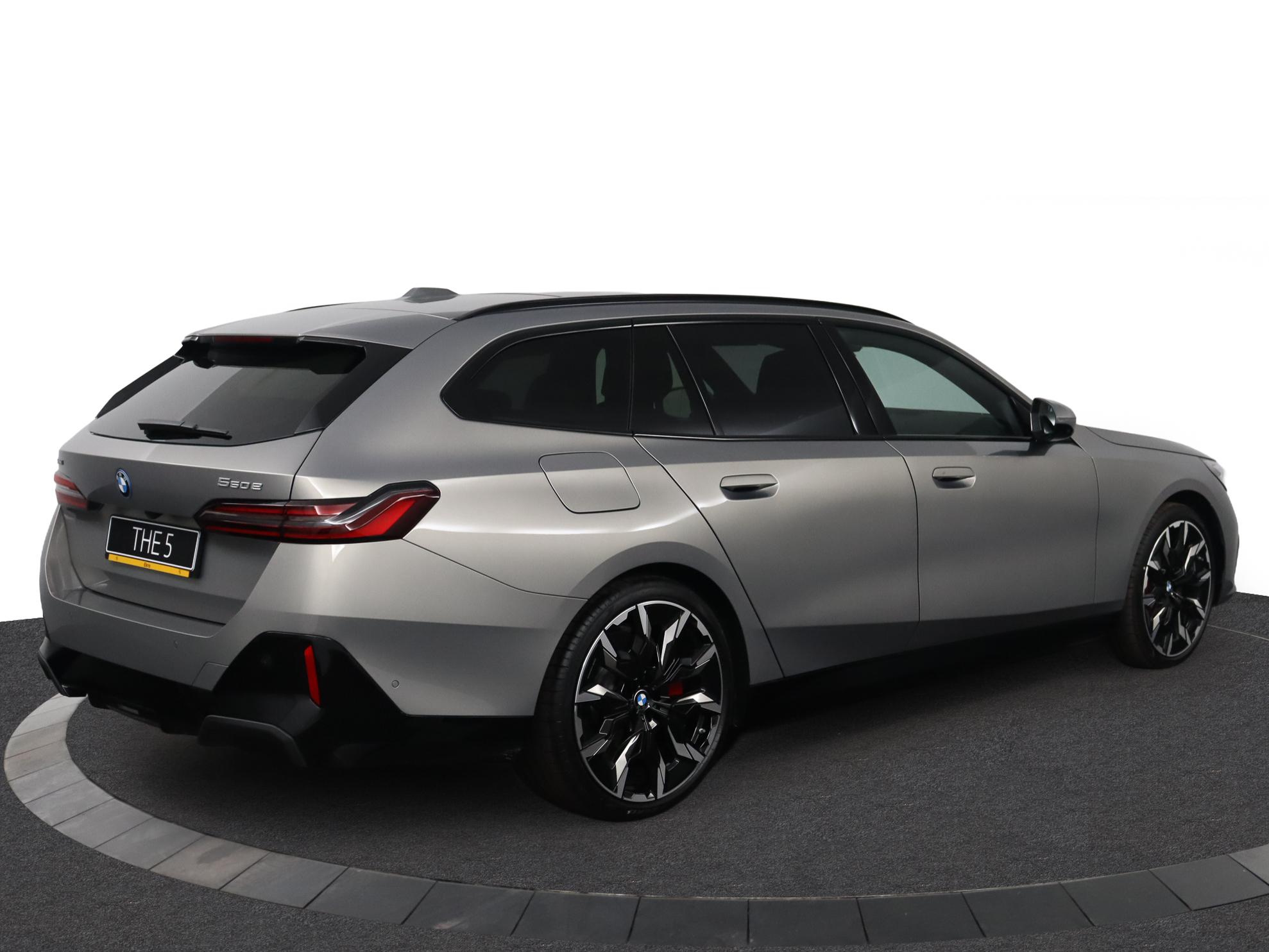 BMW 5 Serie Touring 550e xDrive - Afbeelding 2