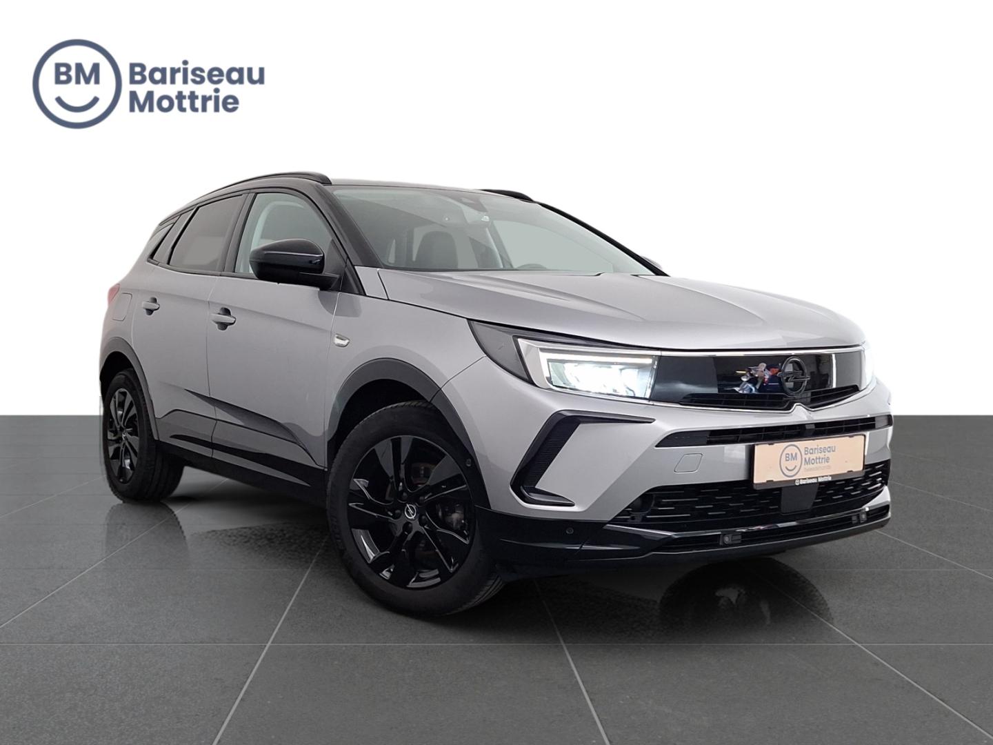 Opel Grandland GS-LINE AUTOMAAT *ZETEL STUURVERWARMING*CAMERA SENSOREN*CARPLAY*DAB*KLIMAATREGELING*