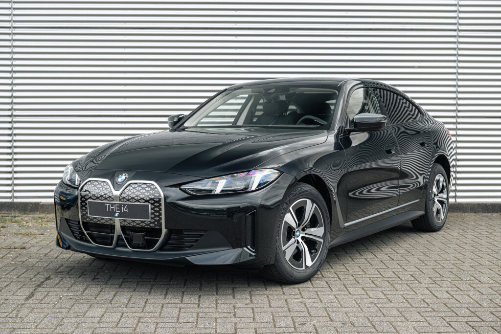 BMW i4 1