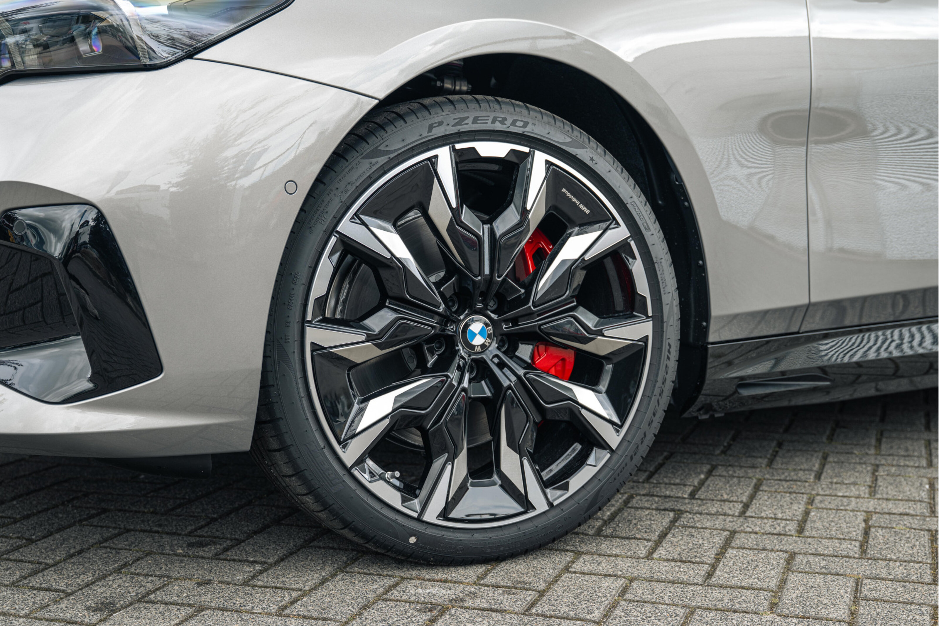 BMW i5 8