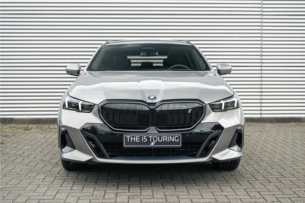 BMW i5 10