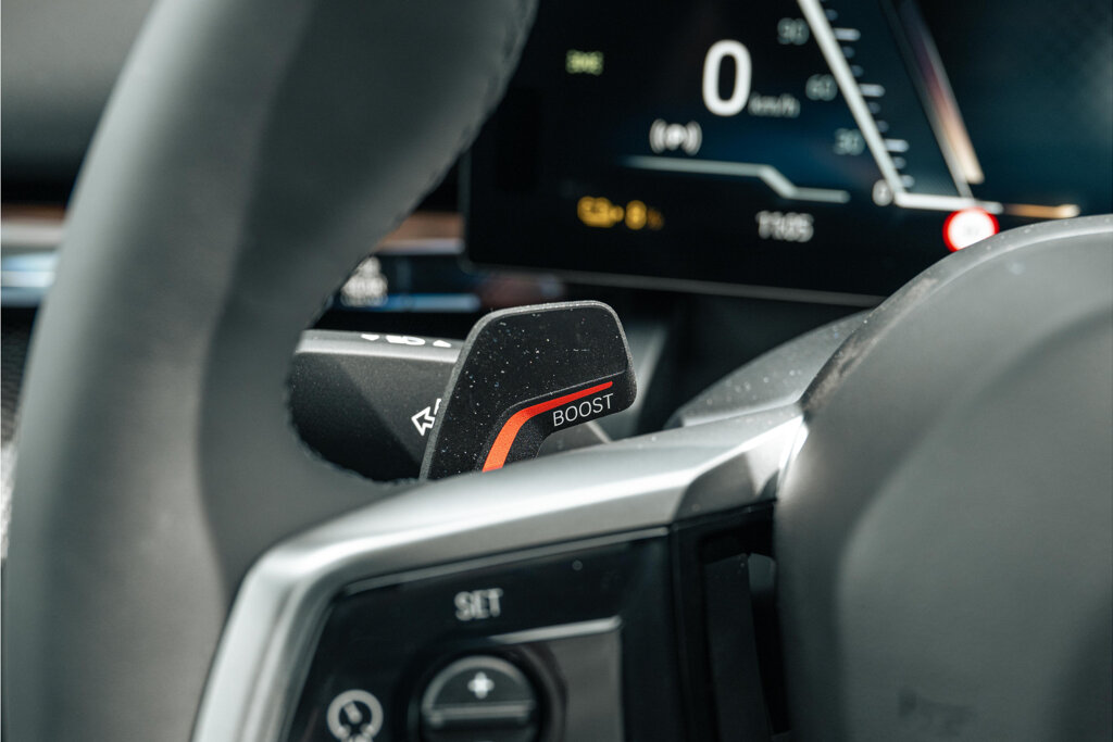 BMW i5 18