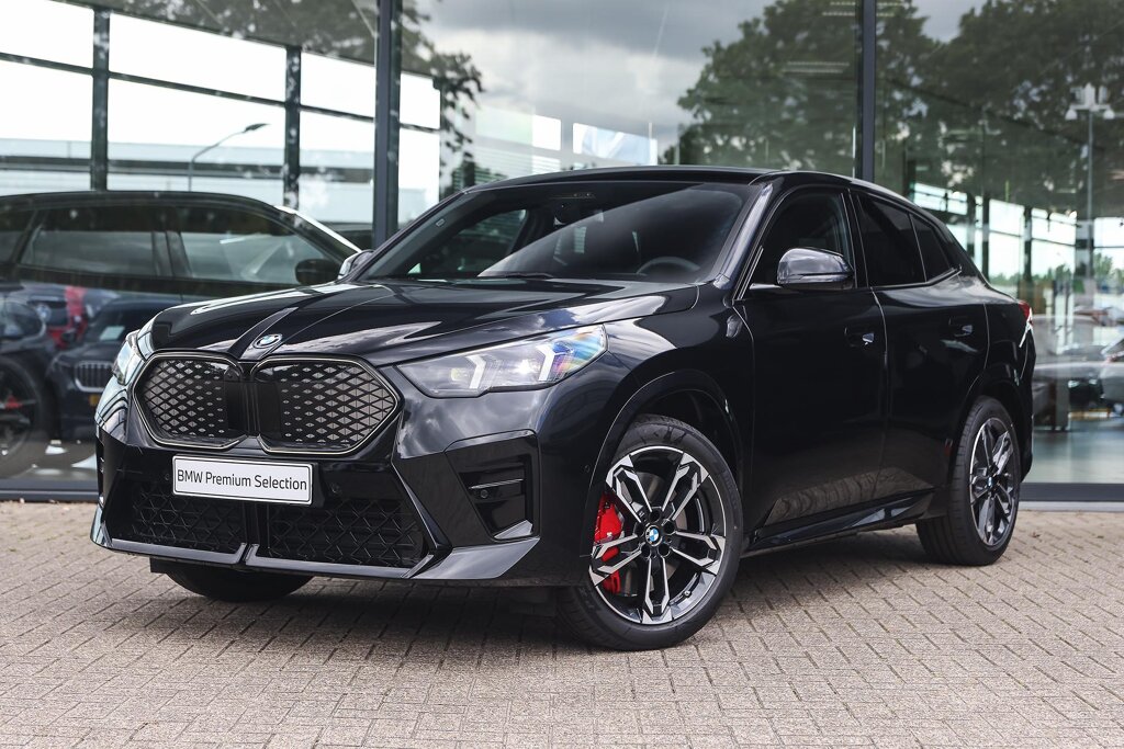 BMW iX2 1