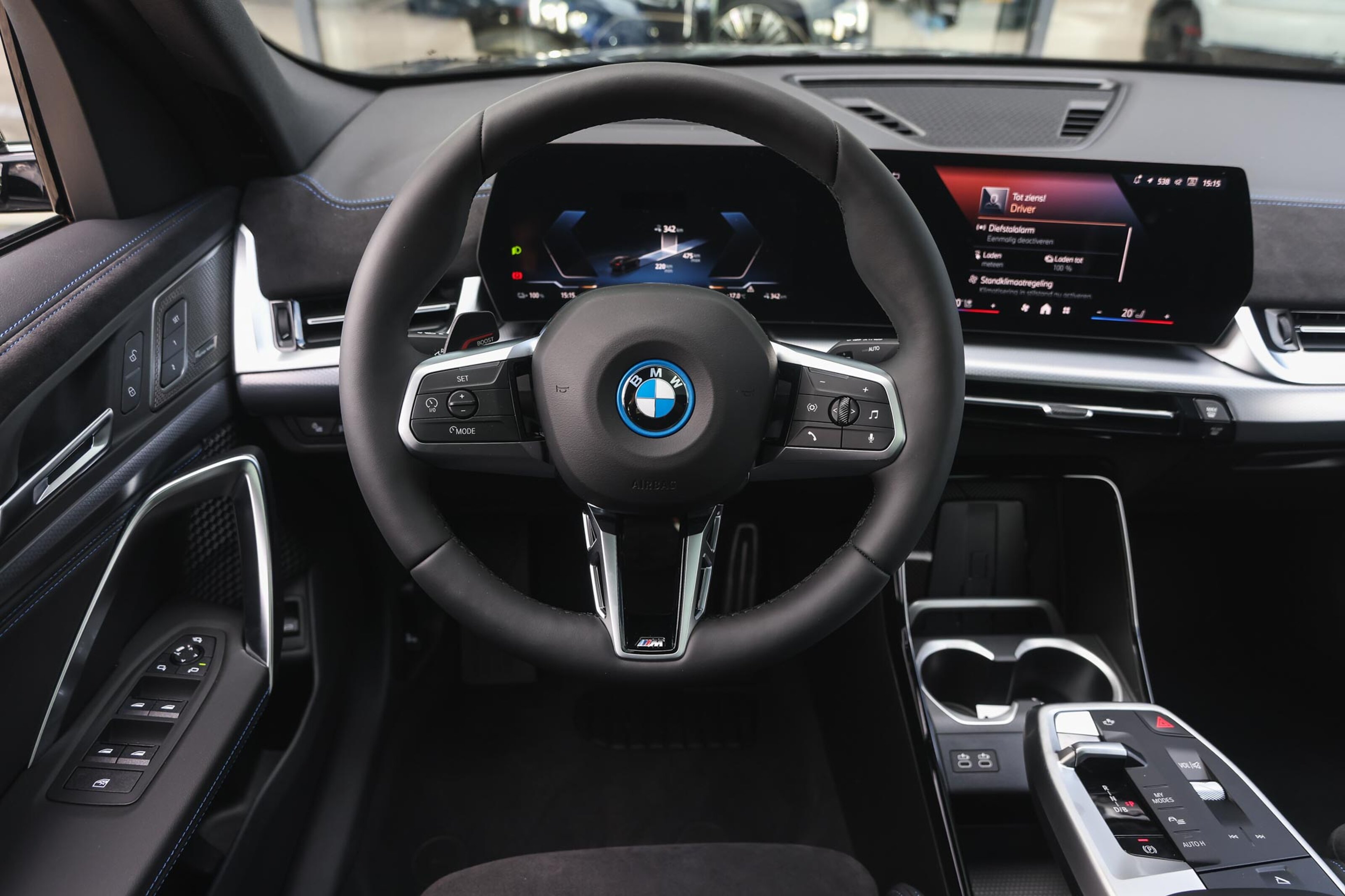 BMW iX2 eDrive20 M Sport