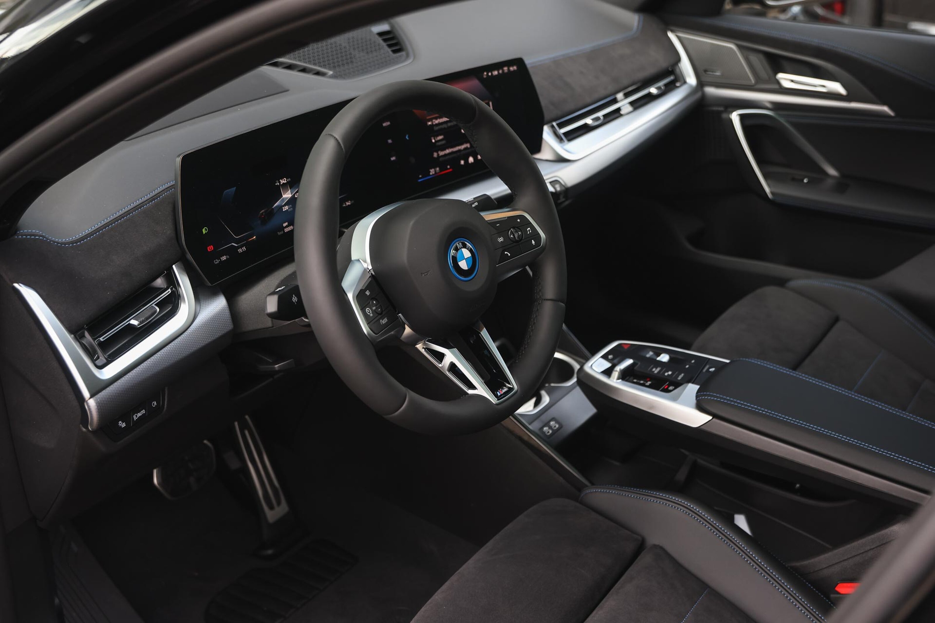 BMW iX2 9