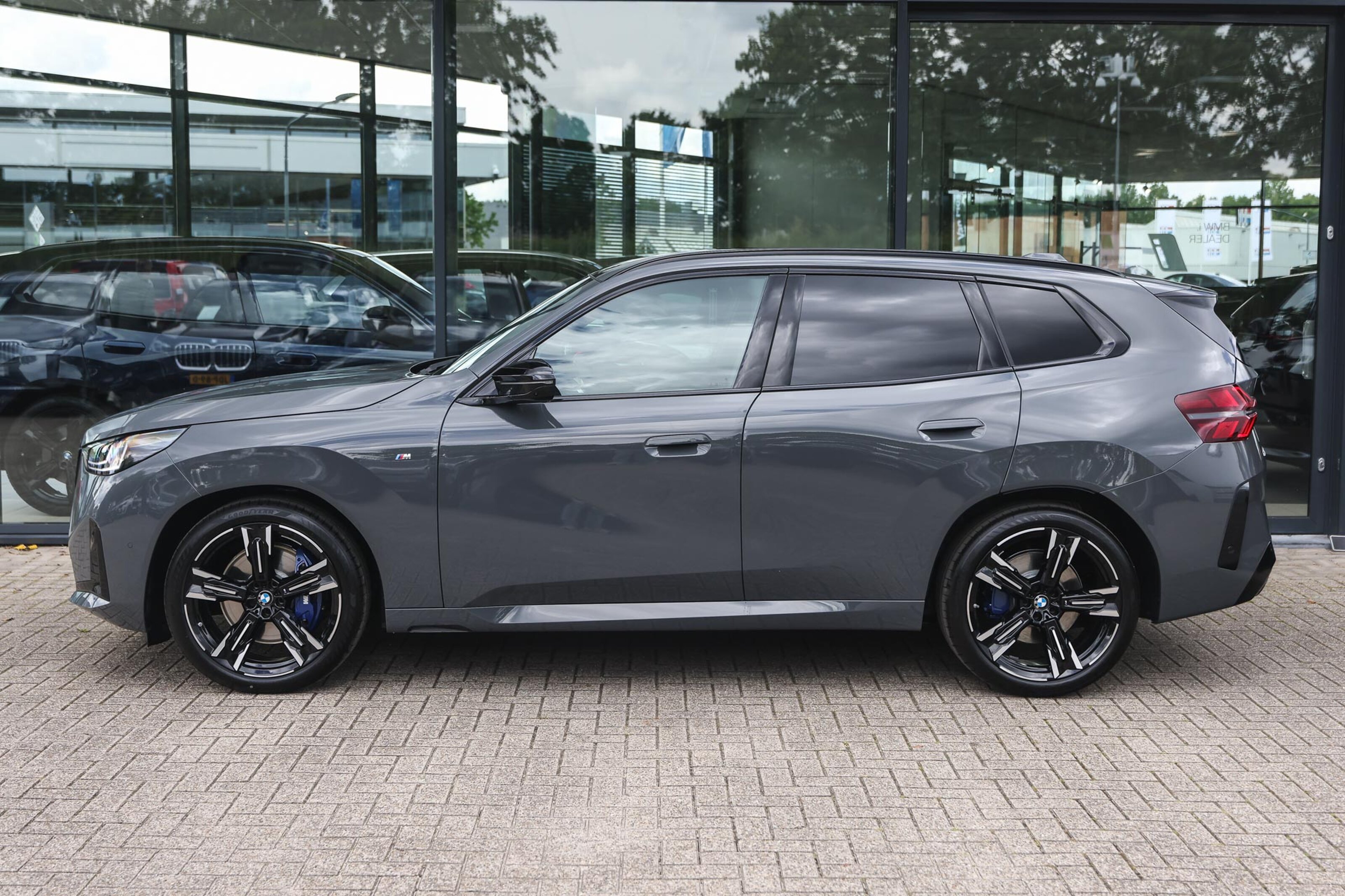 BMW X3 7