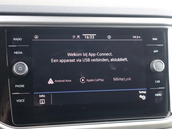 Apple Carplay/Android Auto